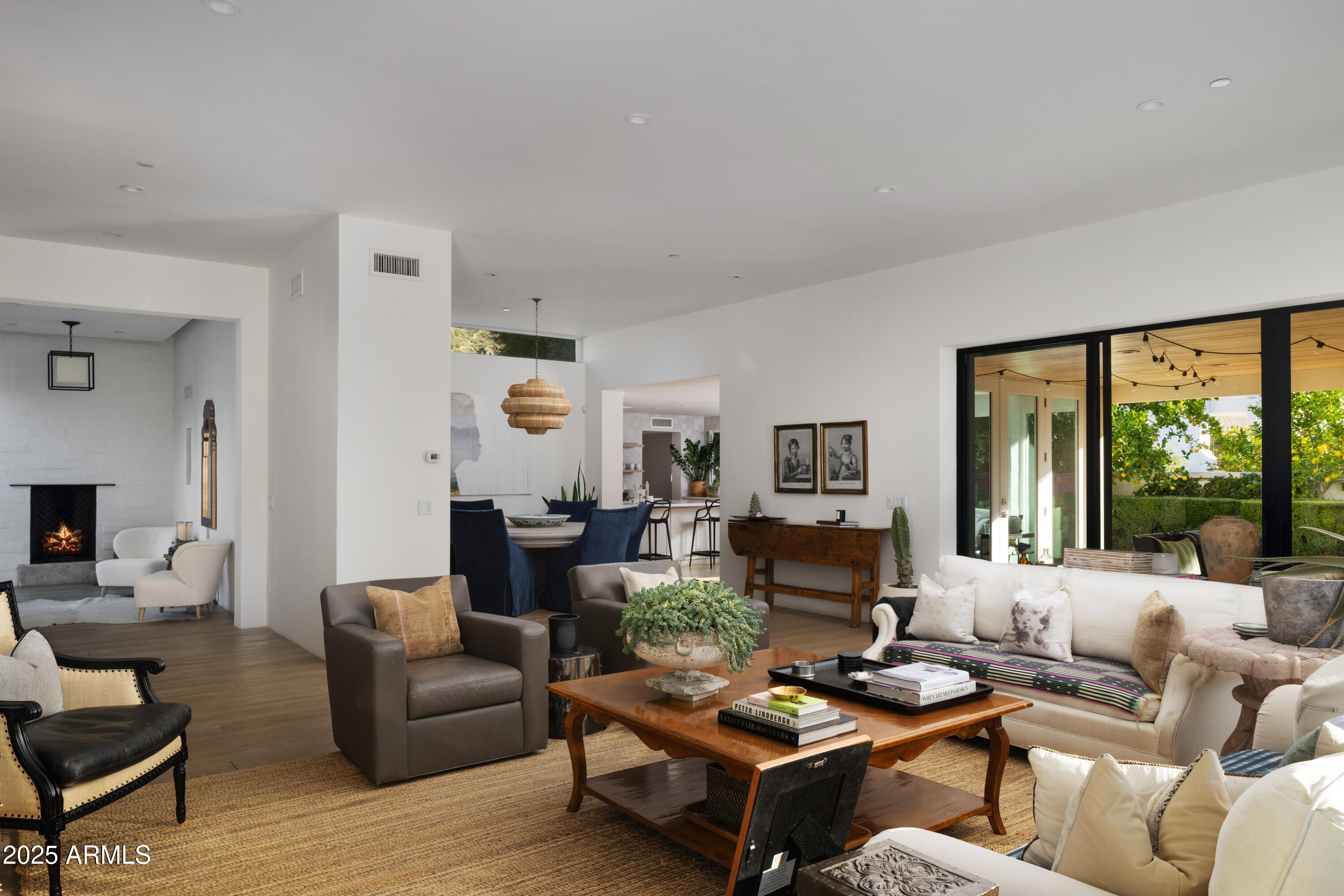 5434 E LINCOLN Drive 39