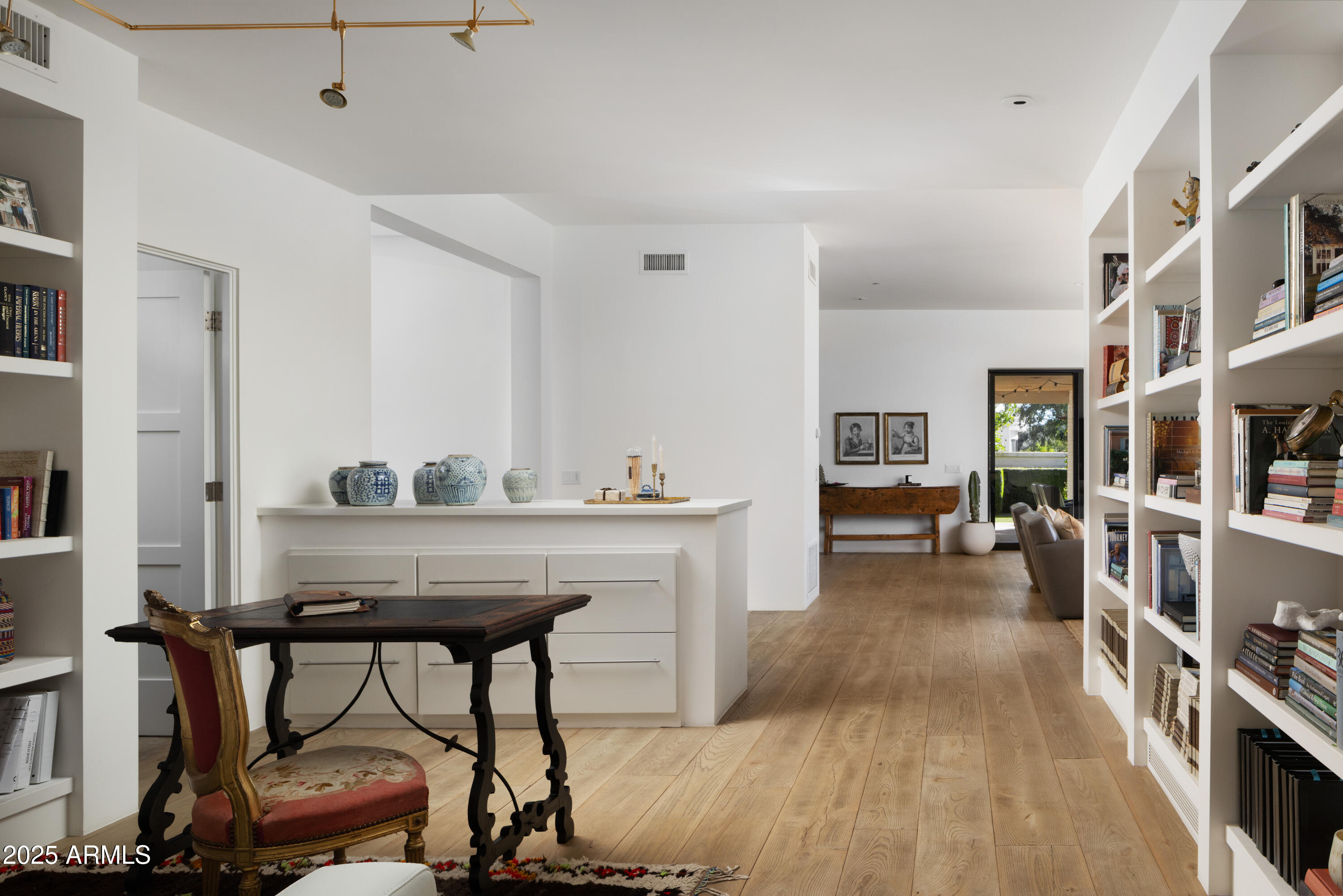 5434 E LINCOLN Drive 39