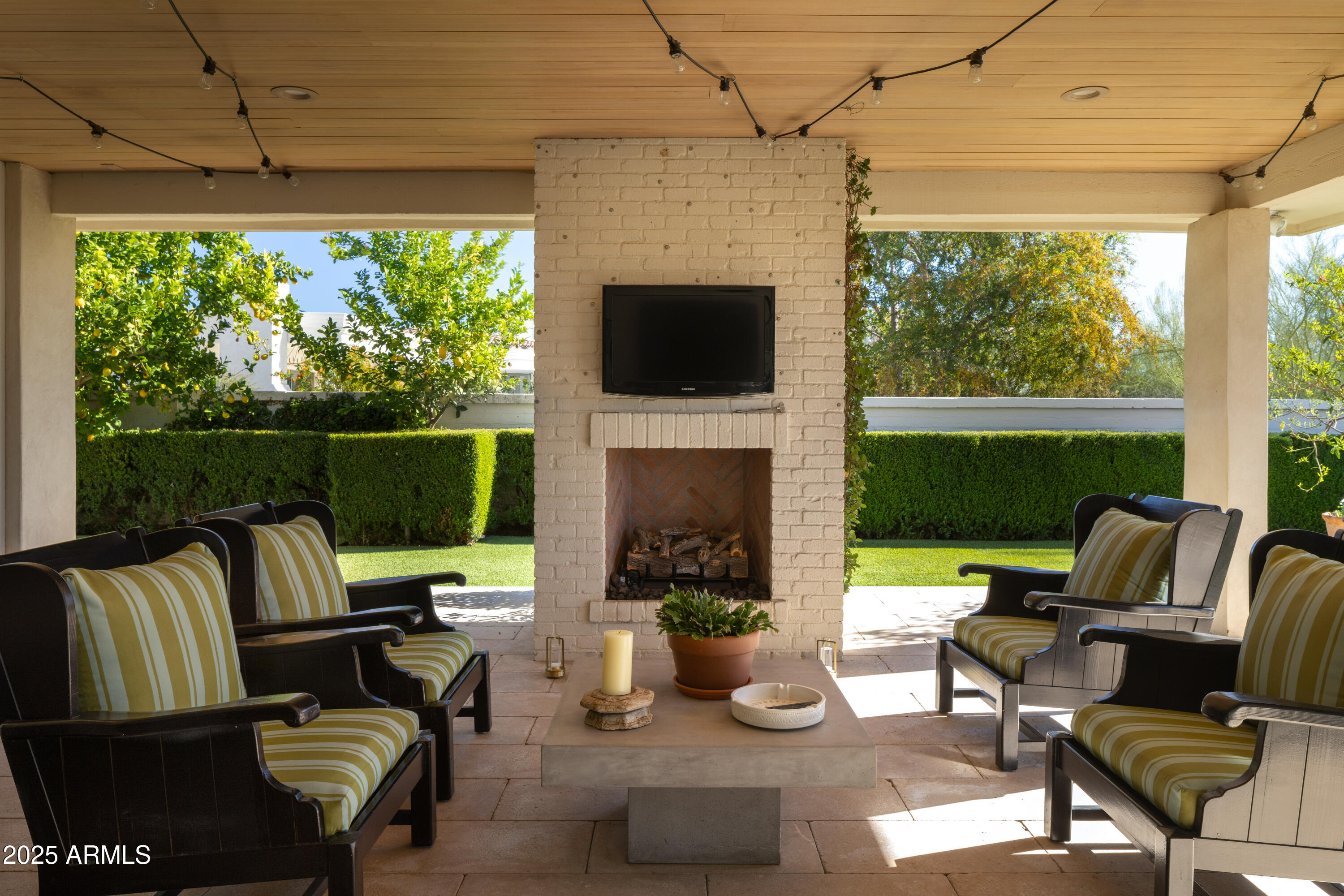 5434 E LINCOLN Drive 39