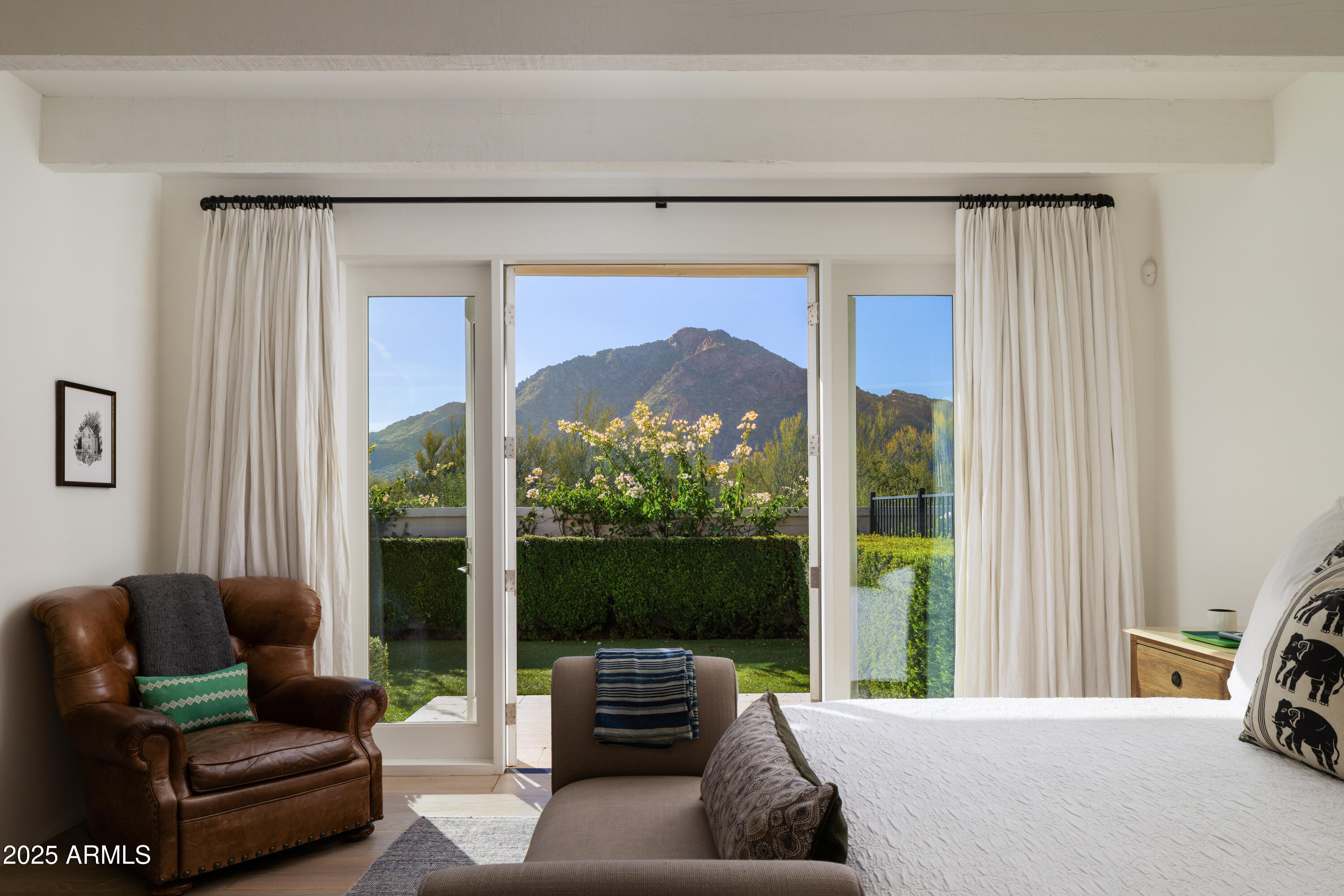 5434 E LINCOLN Drive 39