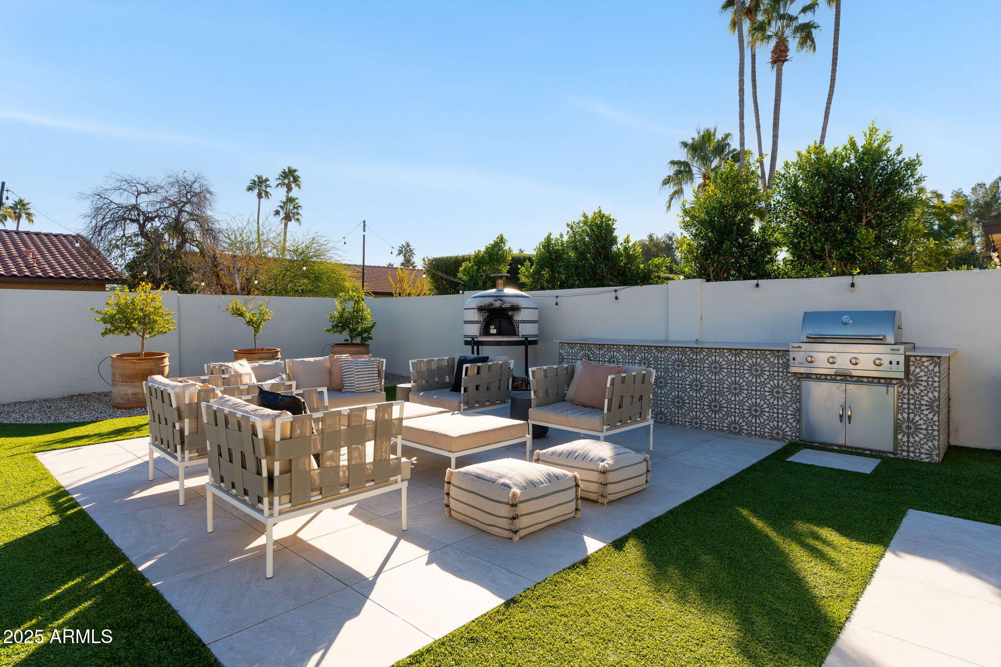 7067 N VIA DE LOS NINOS