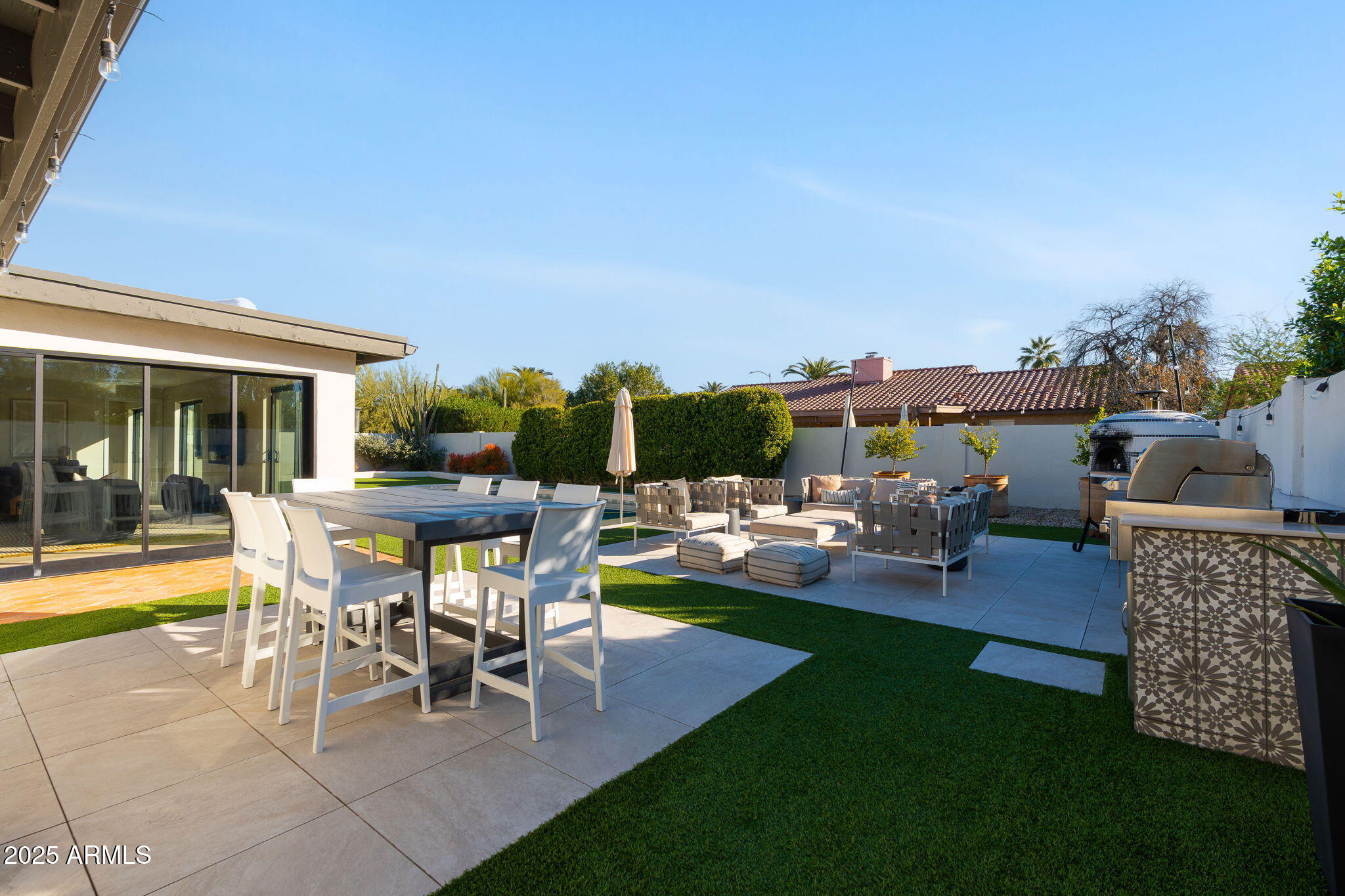 7067 N VIA DE LOS NINOS