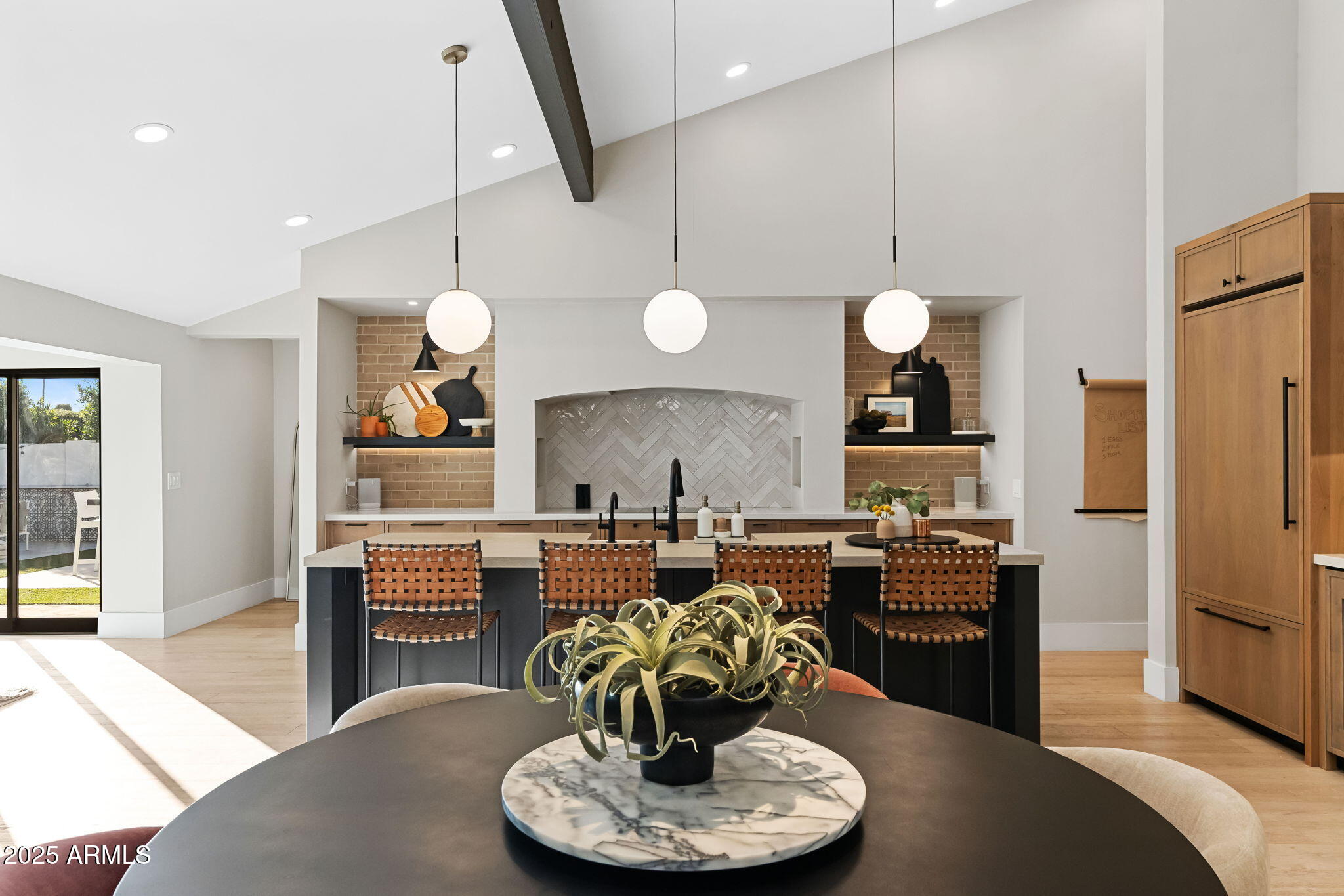 7067 N VIA DE LOS NINOS