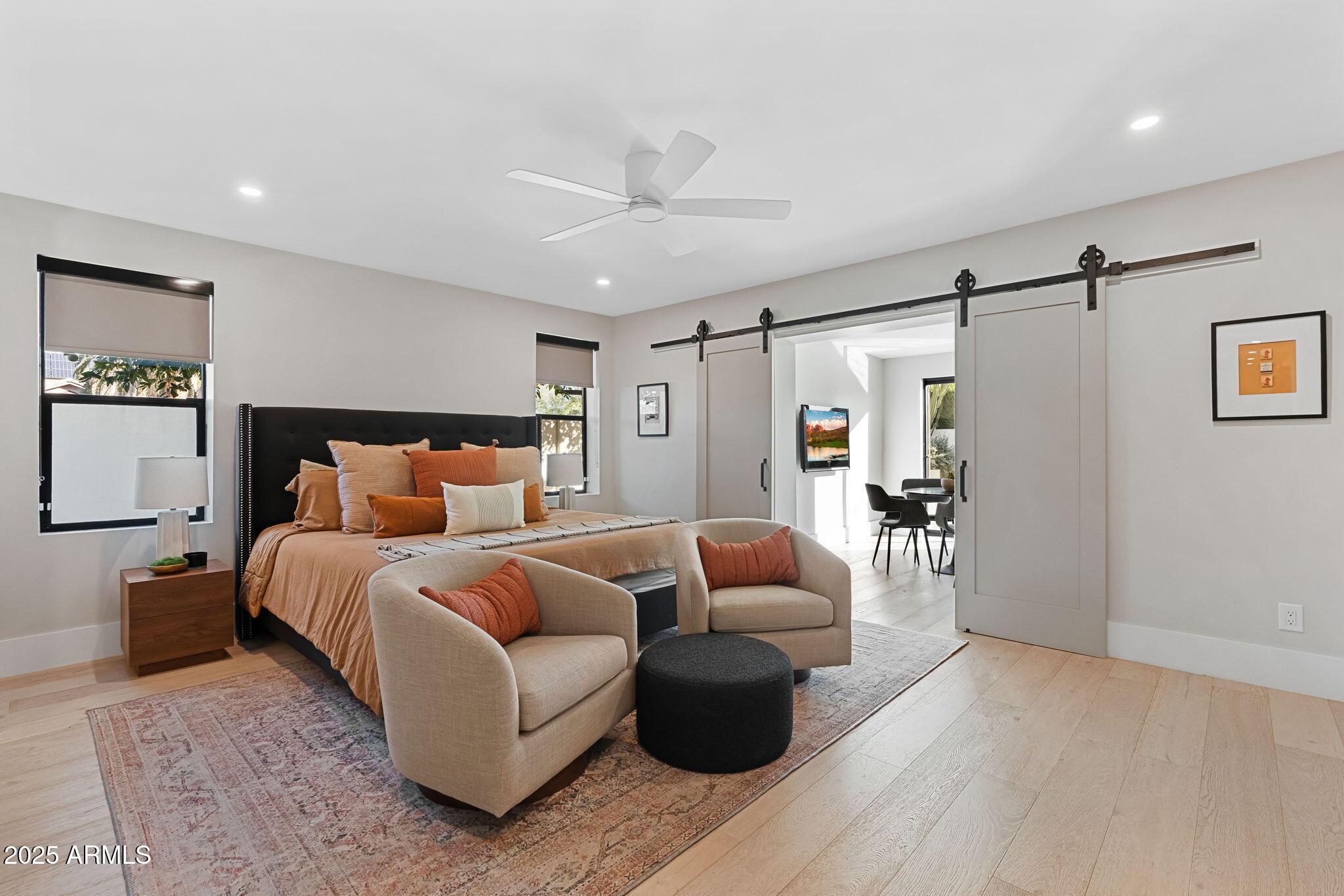 7067 N VIA DE LOS NINOS