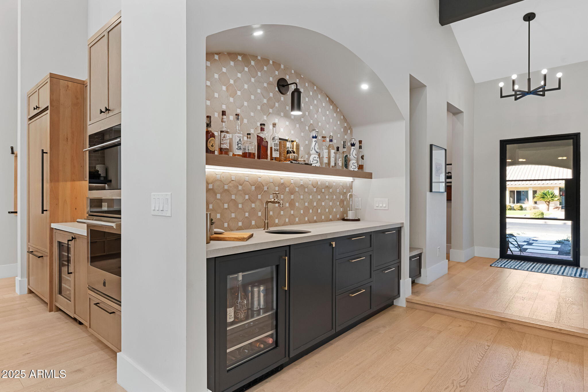 7067 N VIA DE LOS NINOS