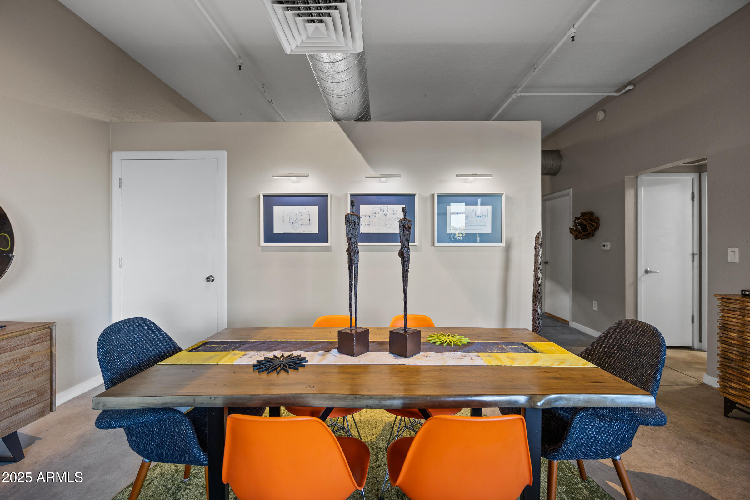 914 E OSBORN Road 306