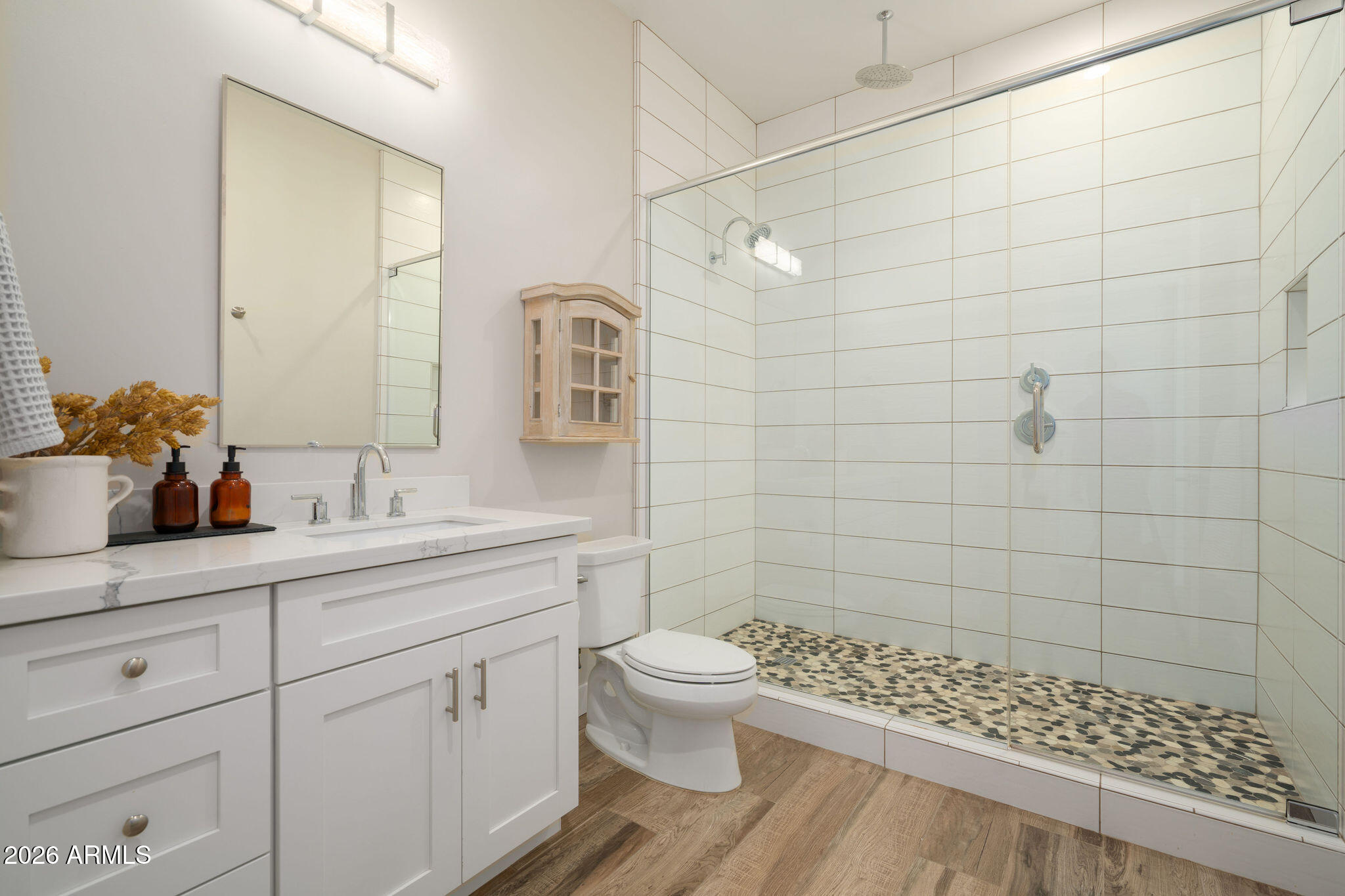 4533 E MONTECITO Avenue