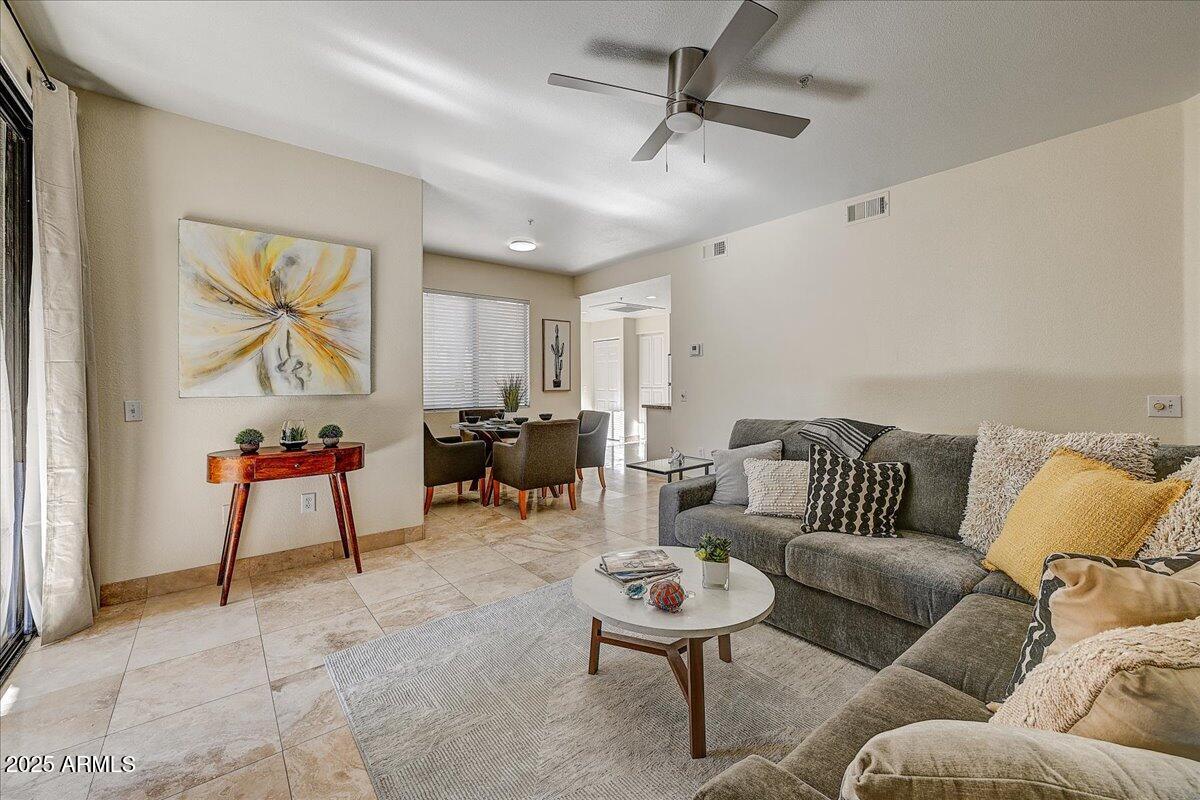 15151 N Frank Lloyd Wright Boulevard 1075