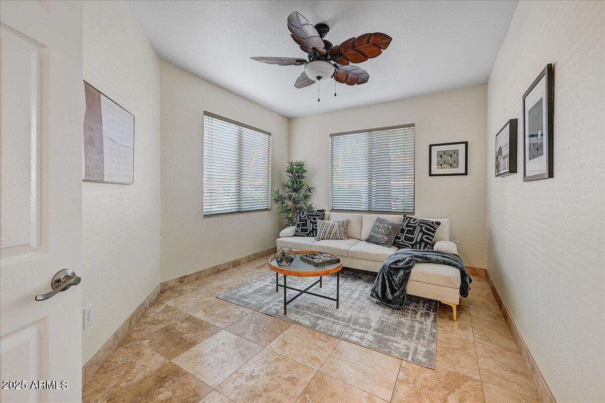 15151 N Frank Lloyd Wright Boulevard 1075