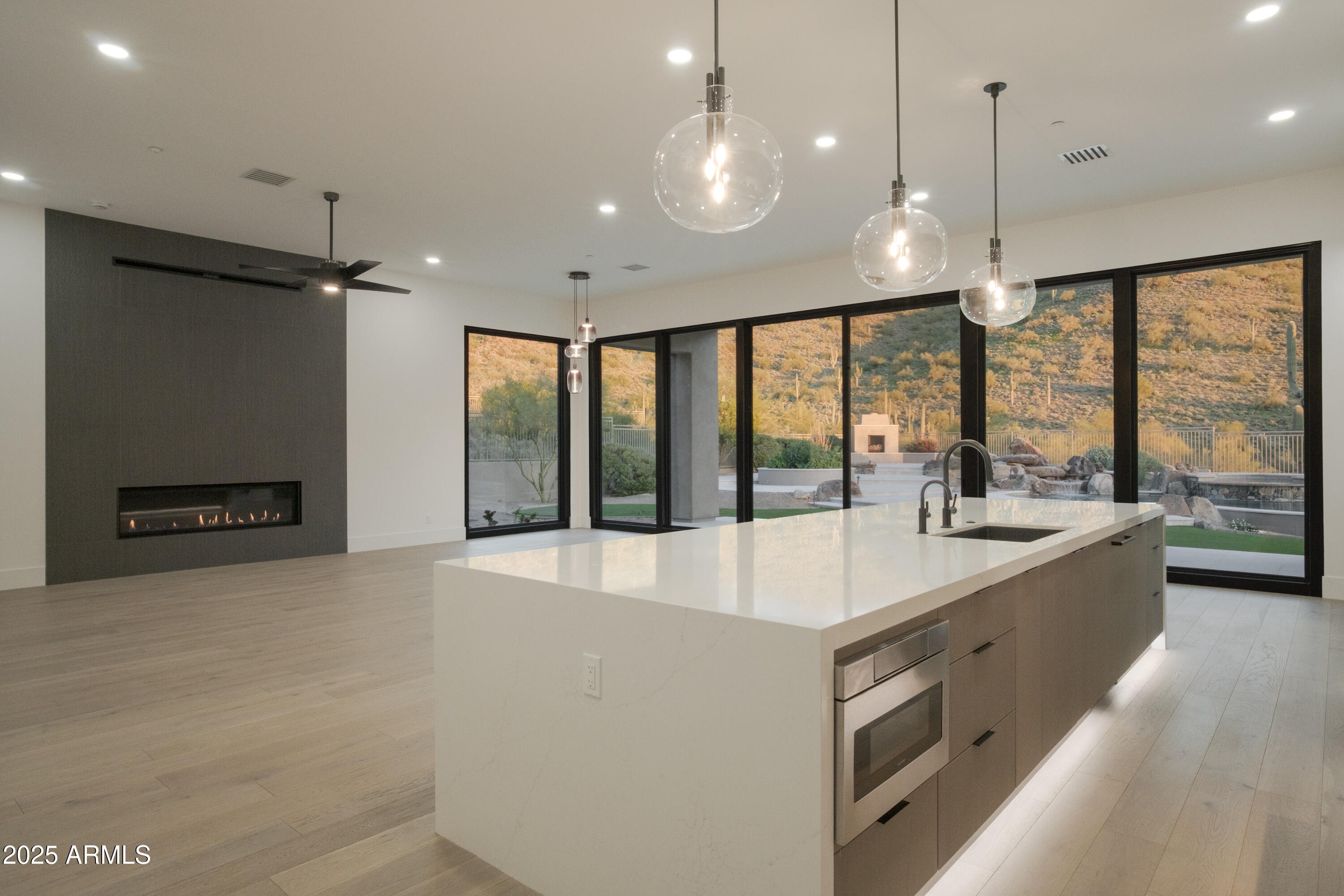 11573 E WINCHCOMB Drive