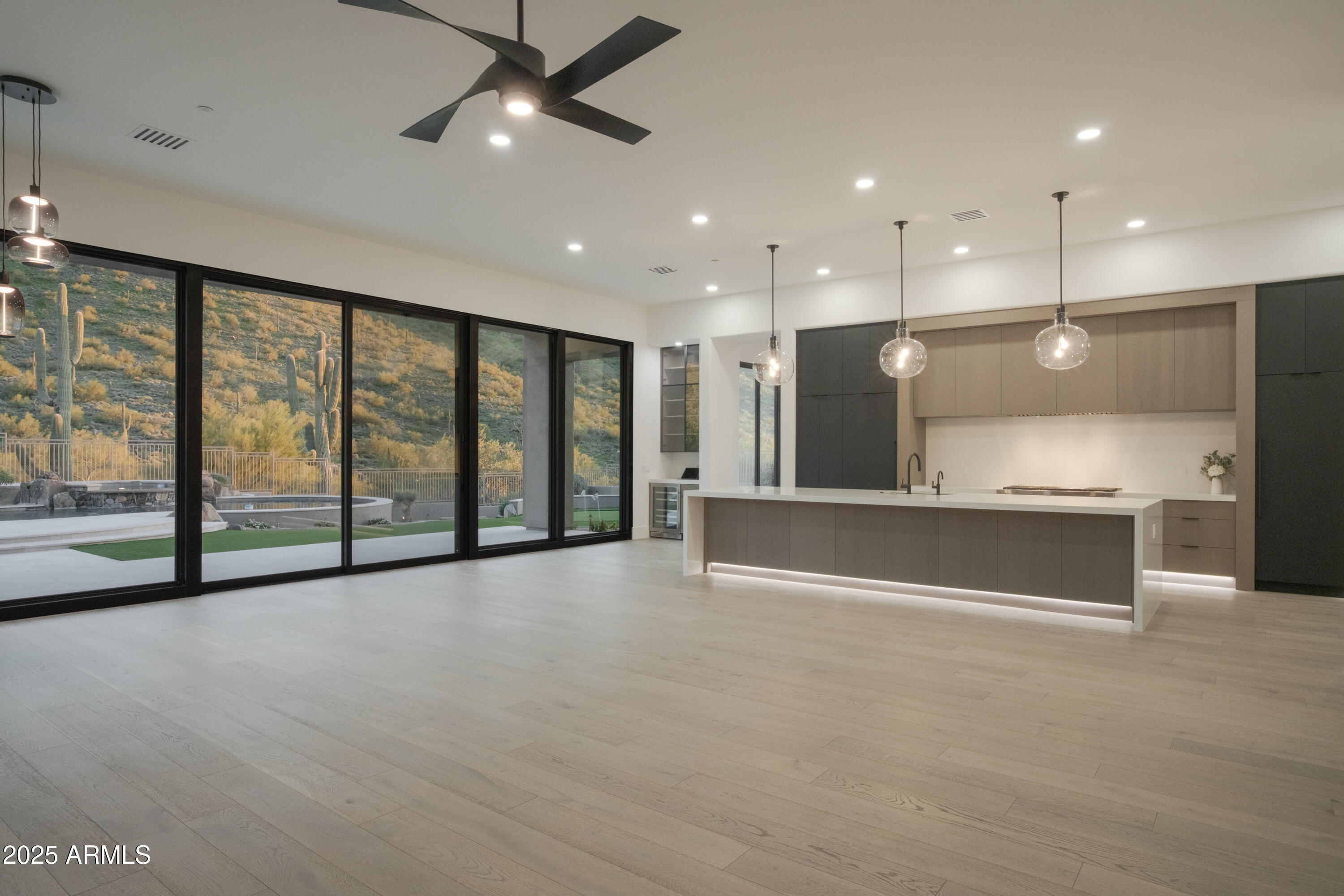 11573 E WINCHCOMB Drive