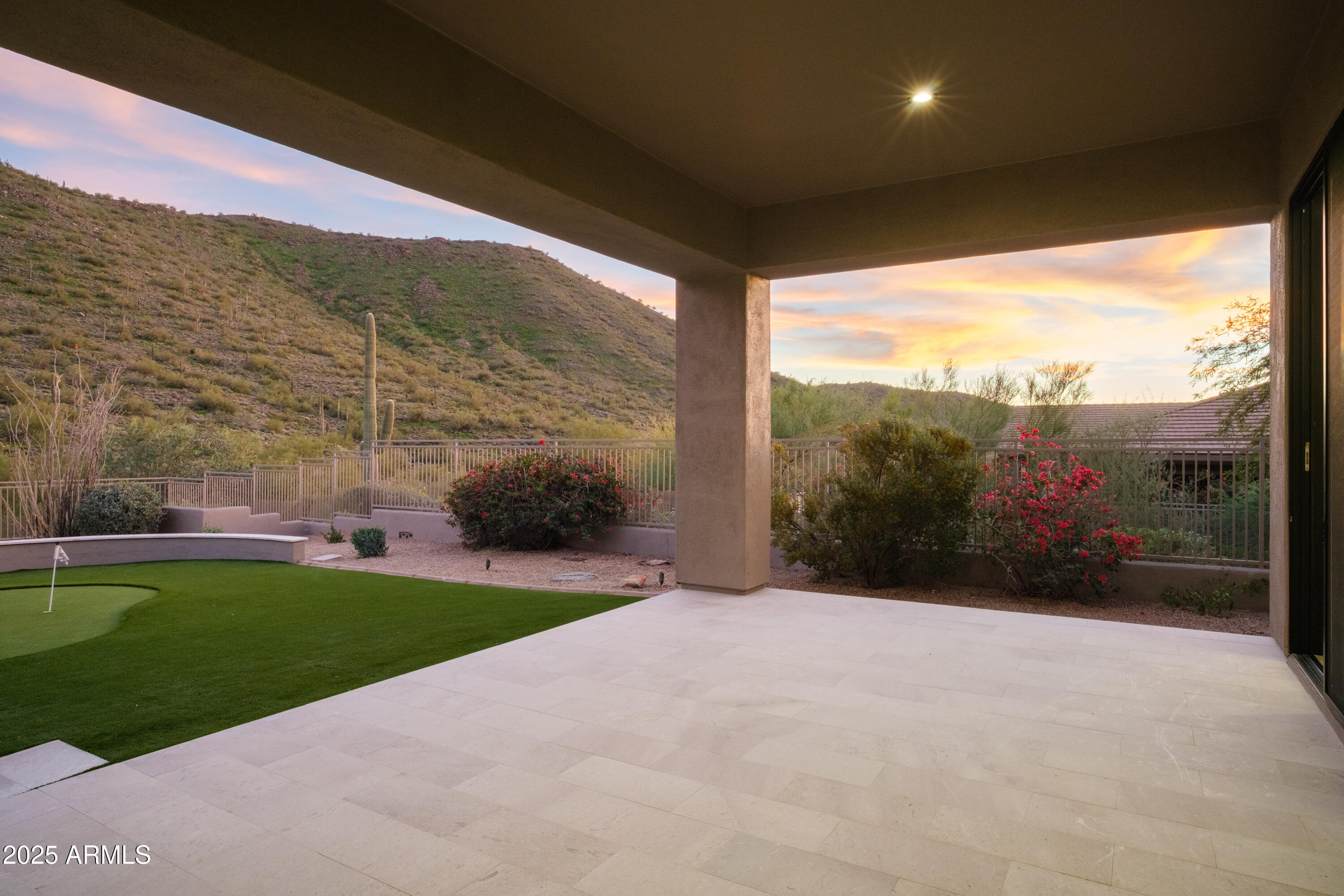 11573 E WINCHCOMB Drive