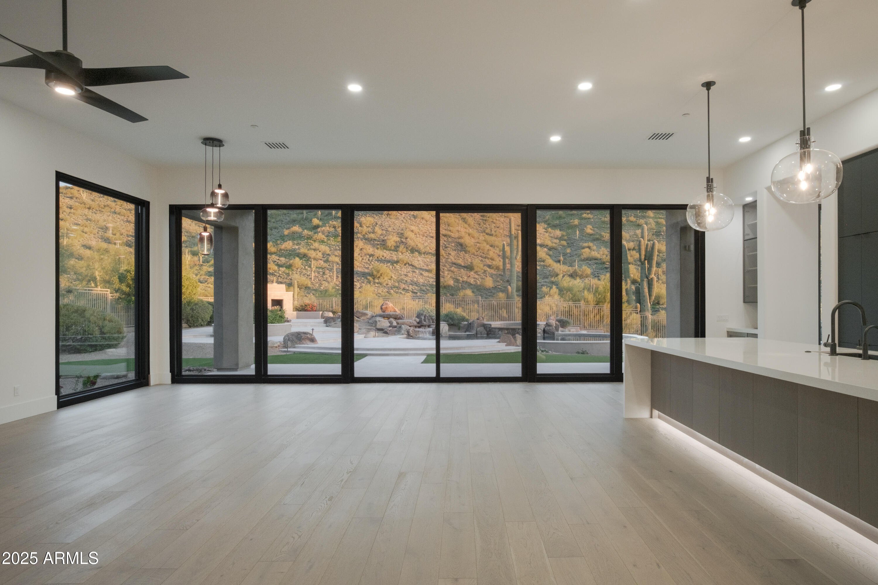 11573 E WINCHCOMB Drive