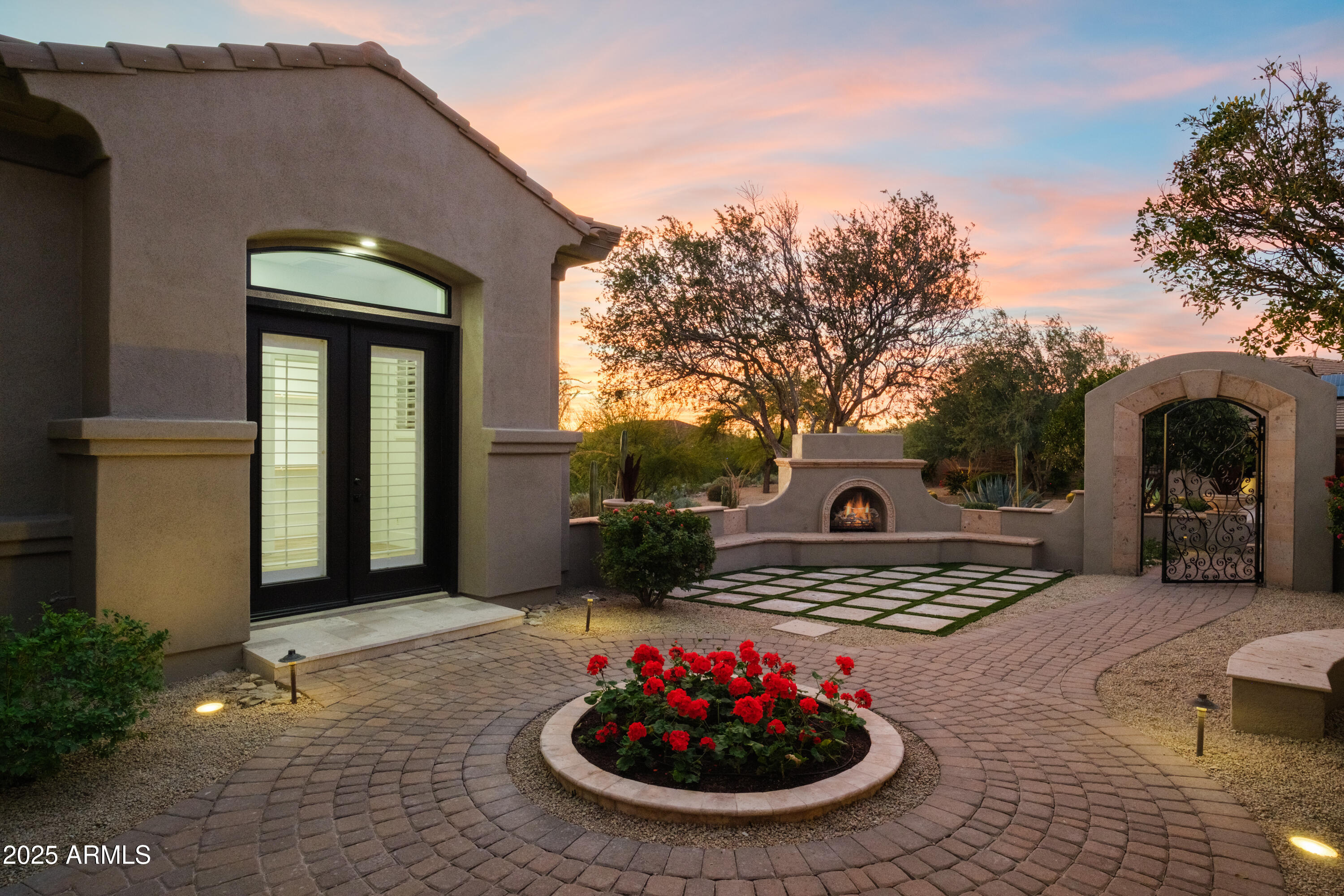 11573 E WINCHCOMB Drive