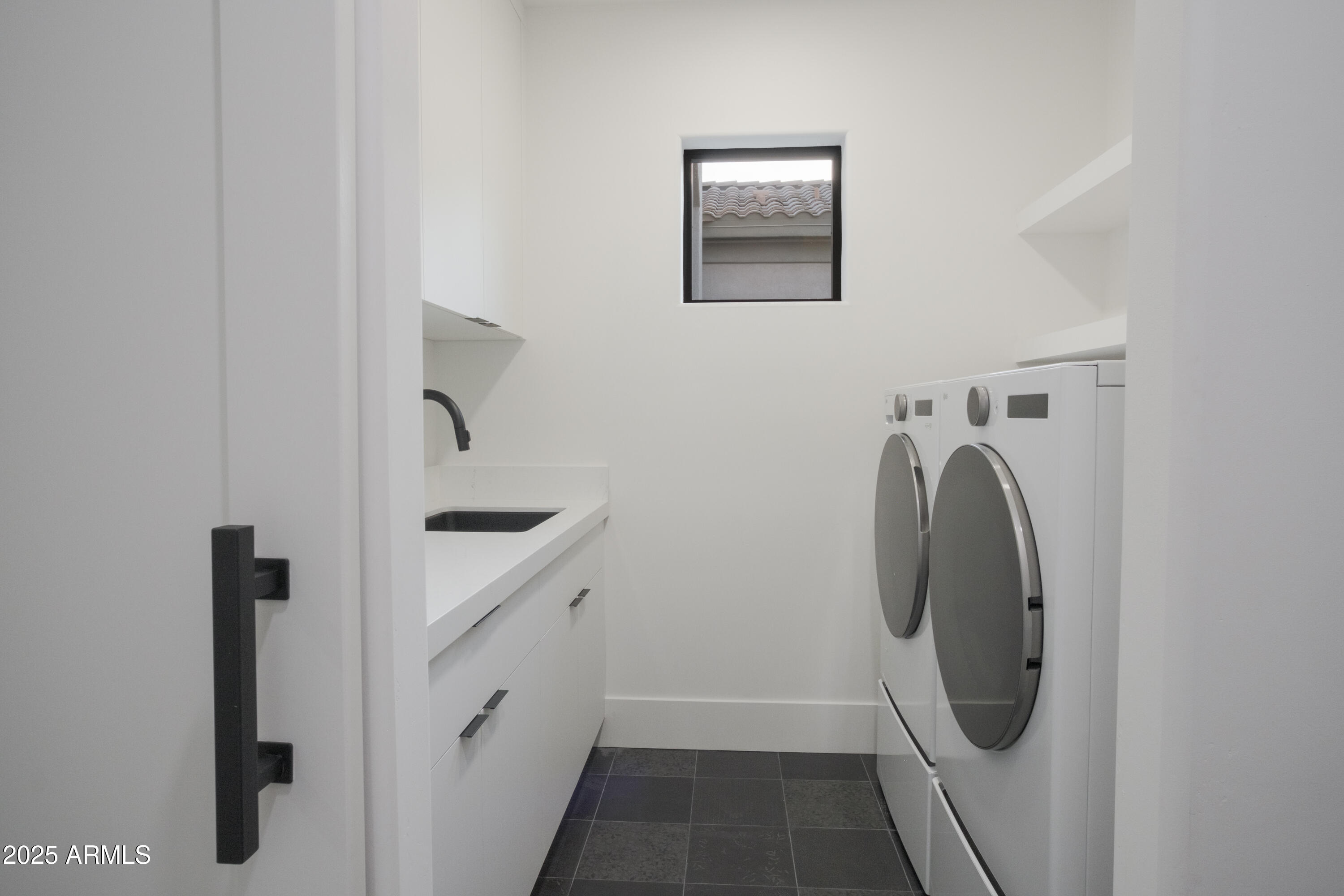 11573 E WINCHCOMB Drive