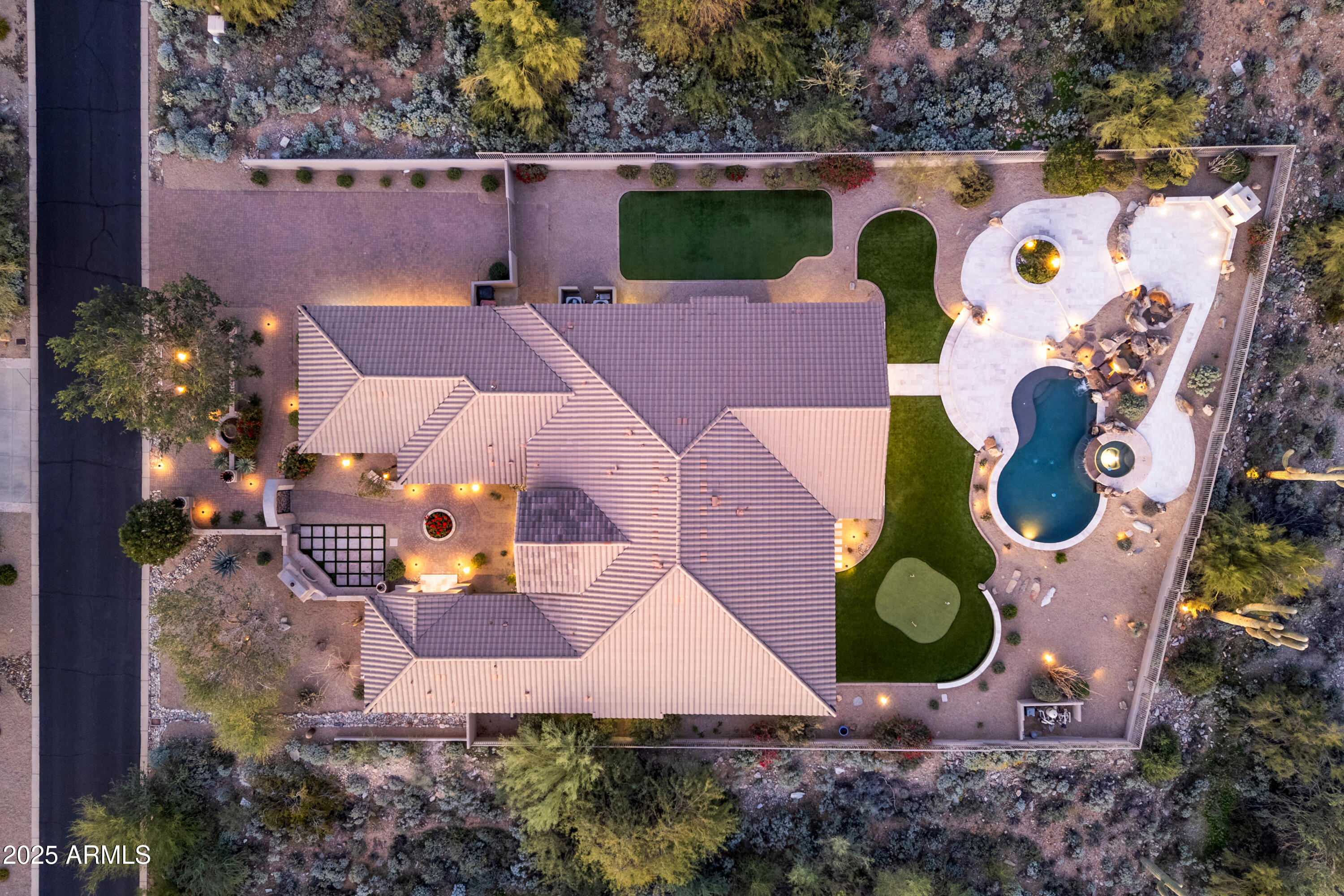 11573 E WINCHCOMB Drive