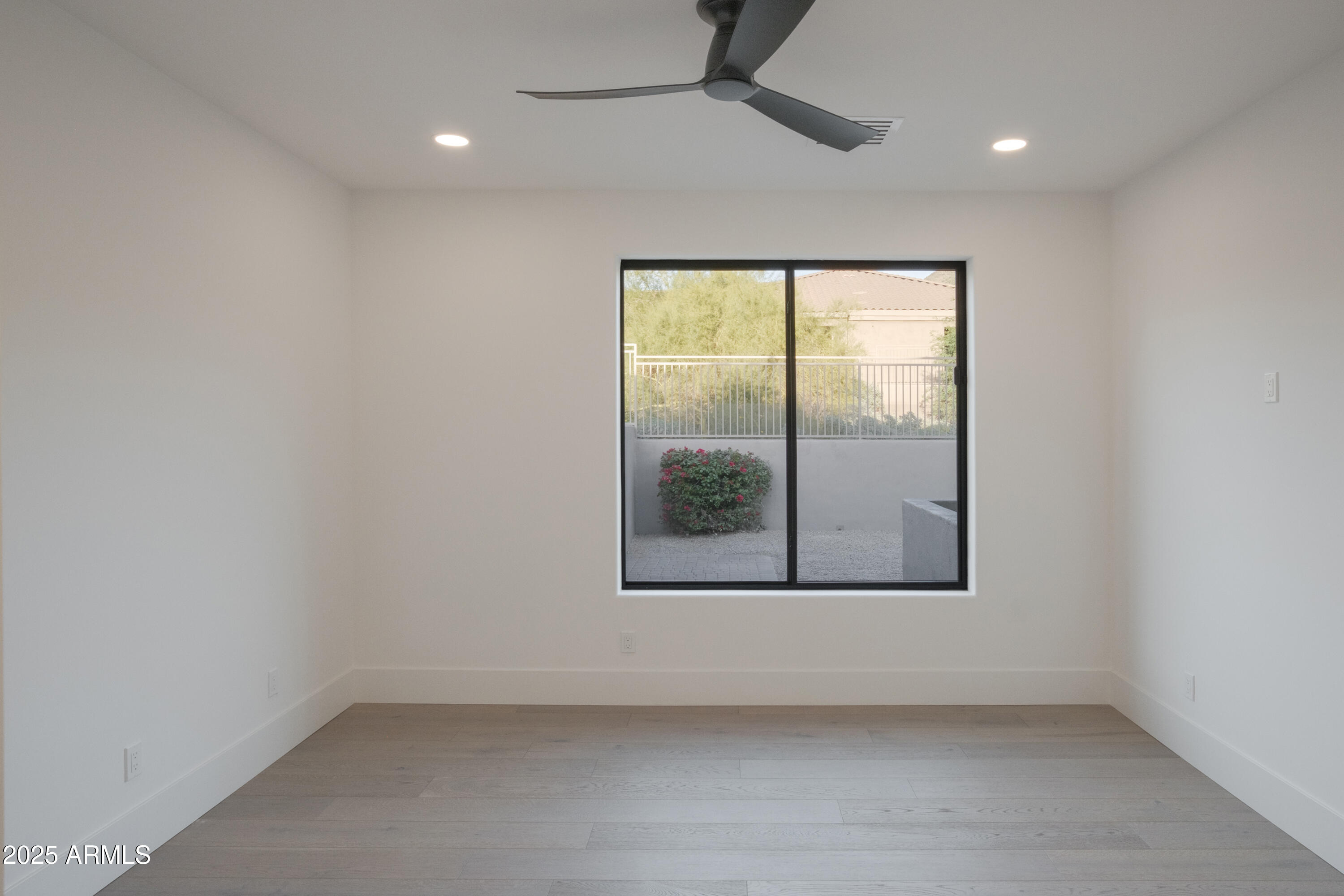 11573 E WINCHCOMB Drive