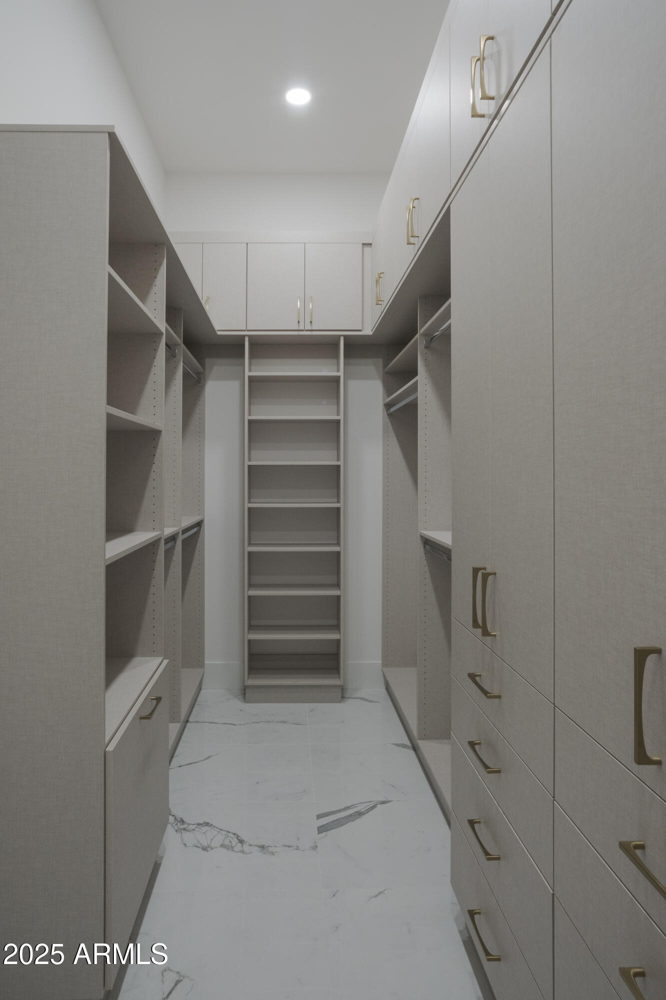 11573 E WINCHCOMB Drive