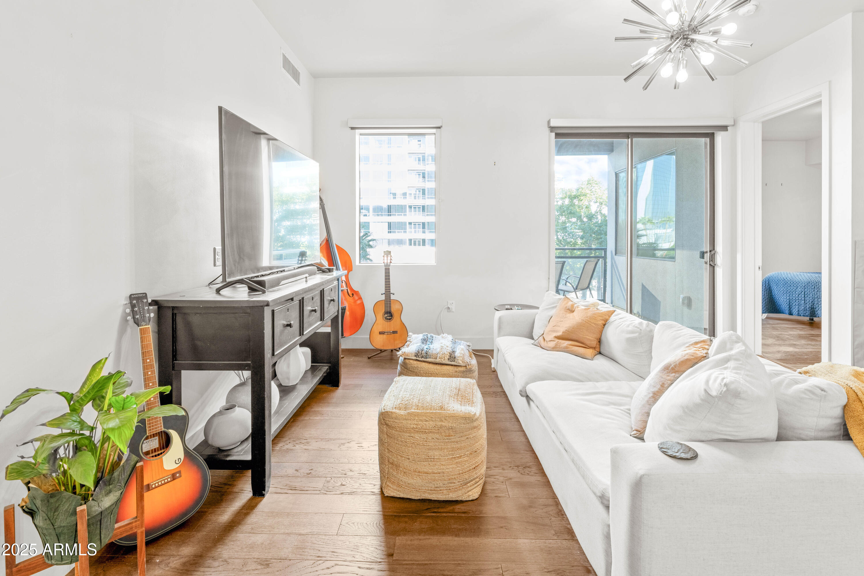 3131 N CENTRAL Avenue 3006