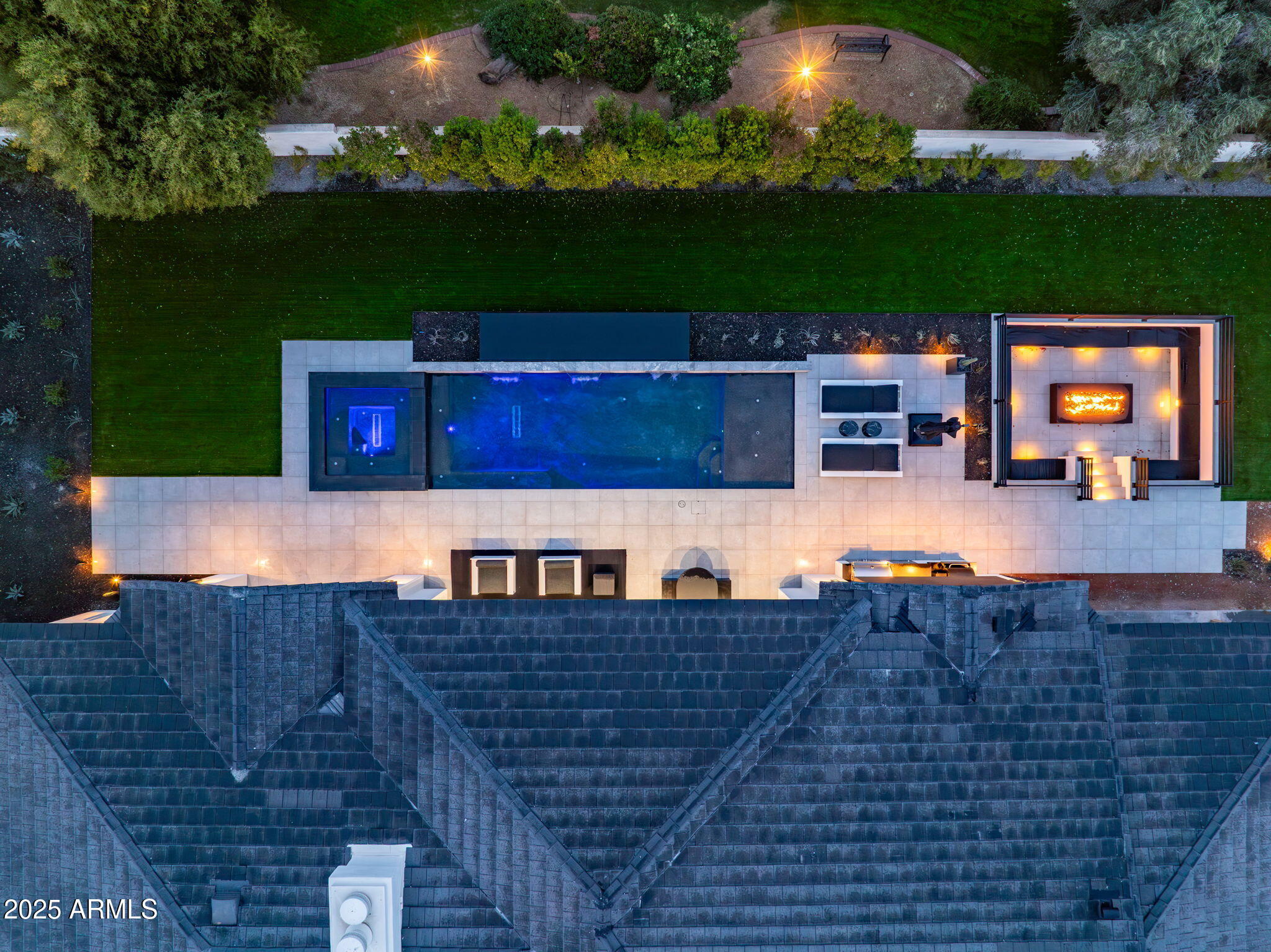 7120 E PARADISE RANCH Road