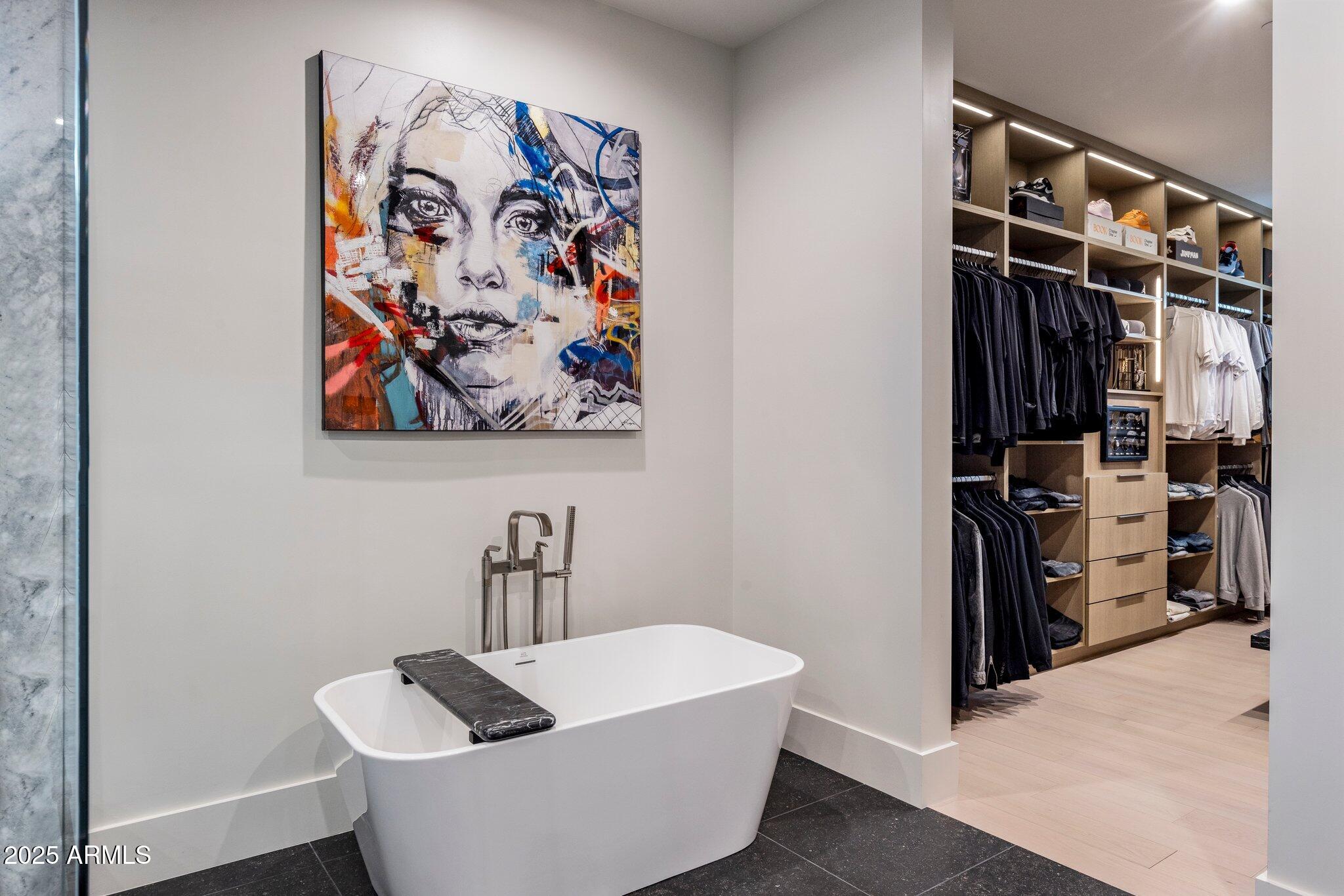 7120 E PARADISE RANCH Road