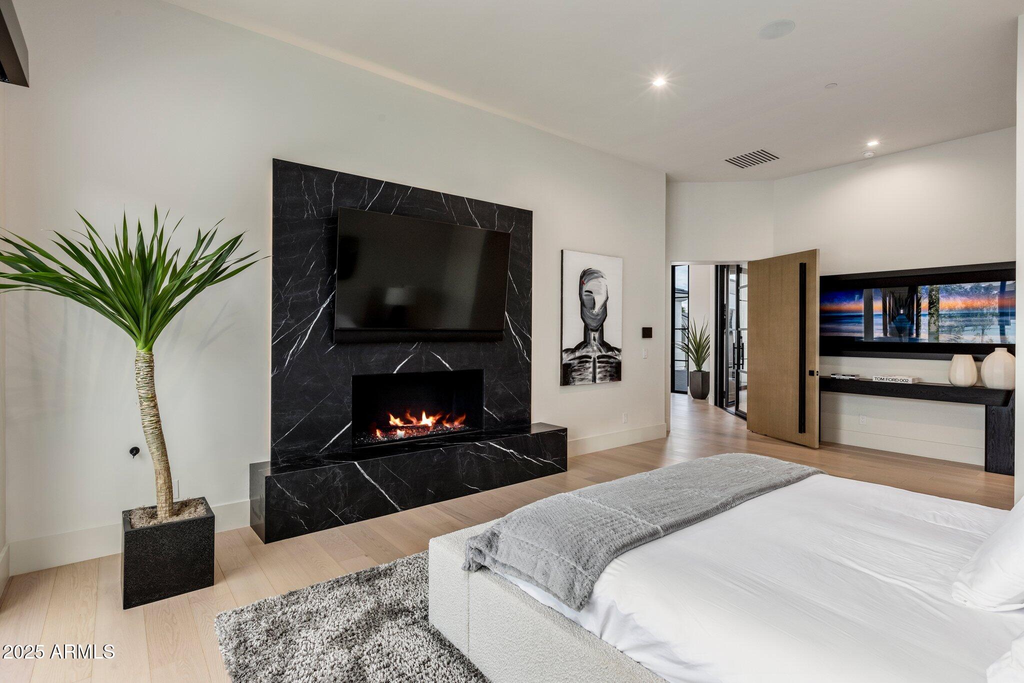 7120 E PARADISE RANCH Road