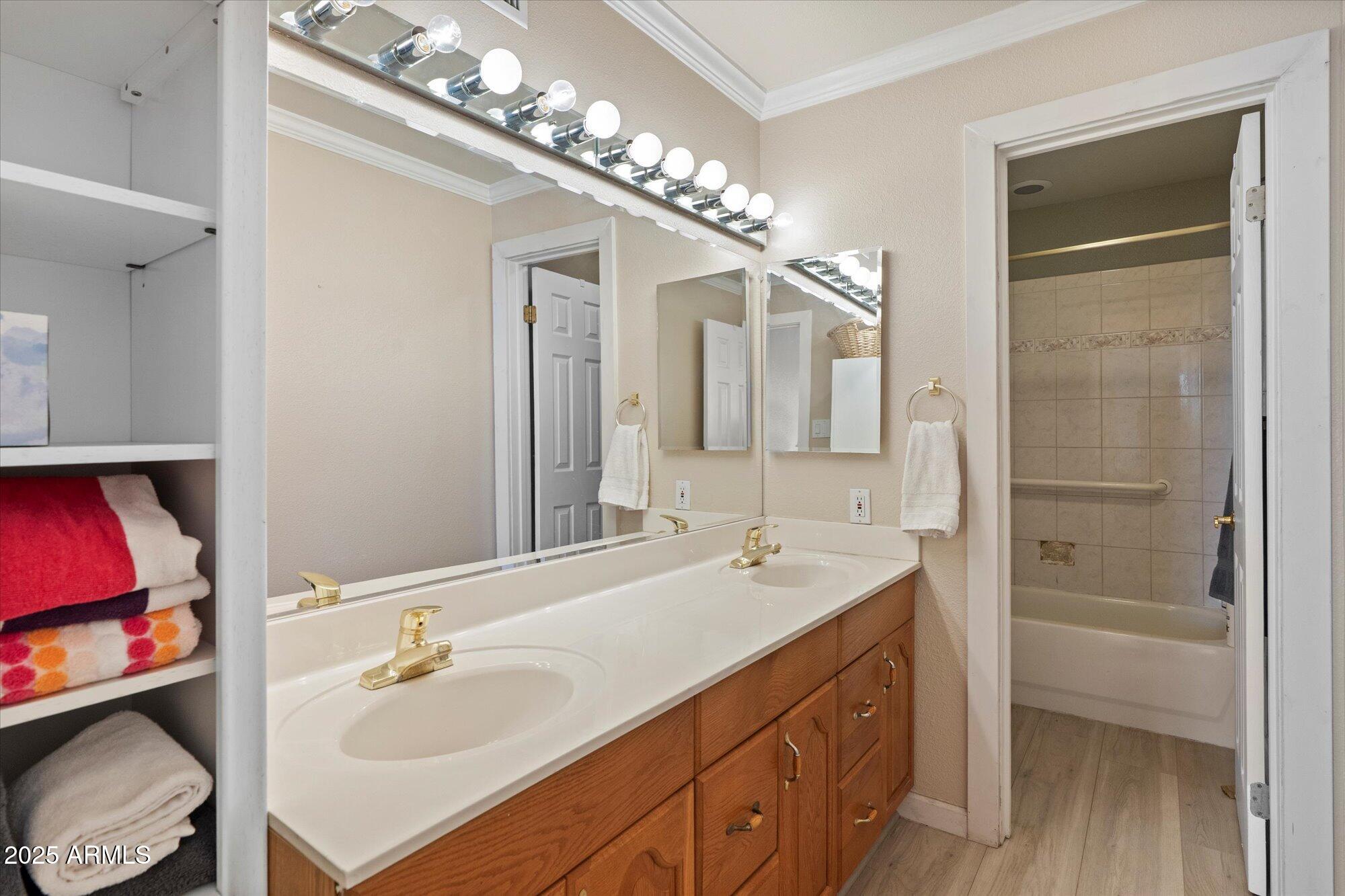 7625 E CAMELBACK Road B435