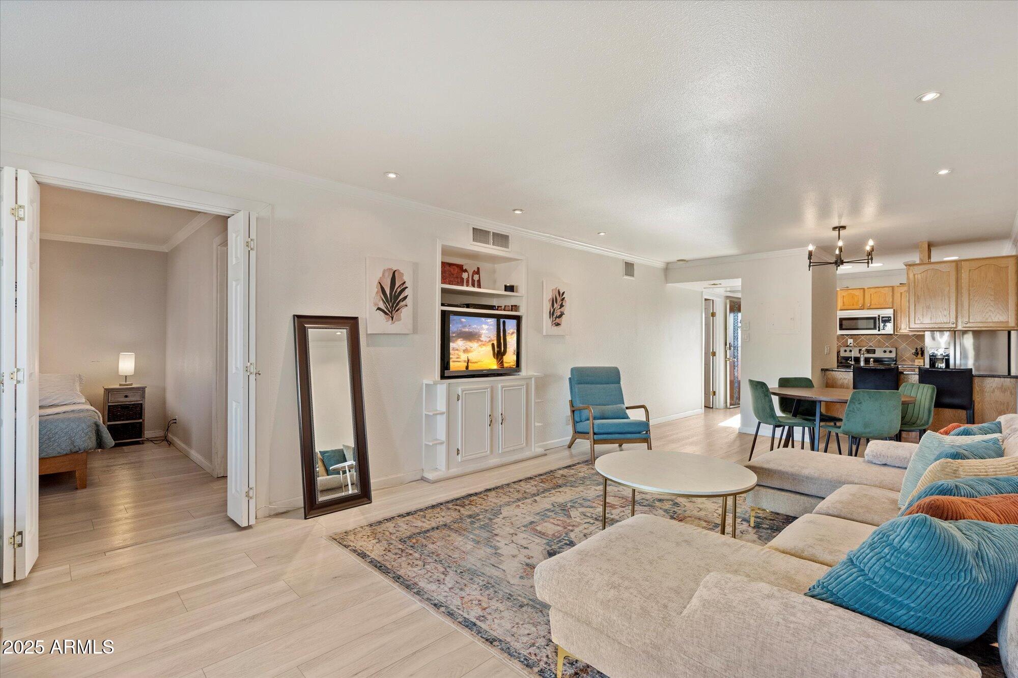 7625 E CAMELBACK Road B435