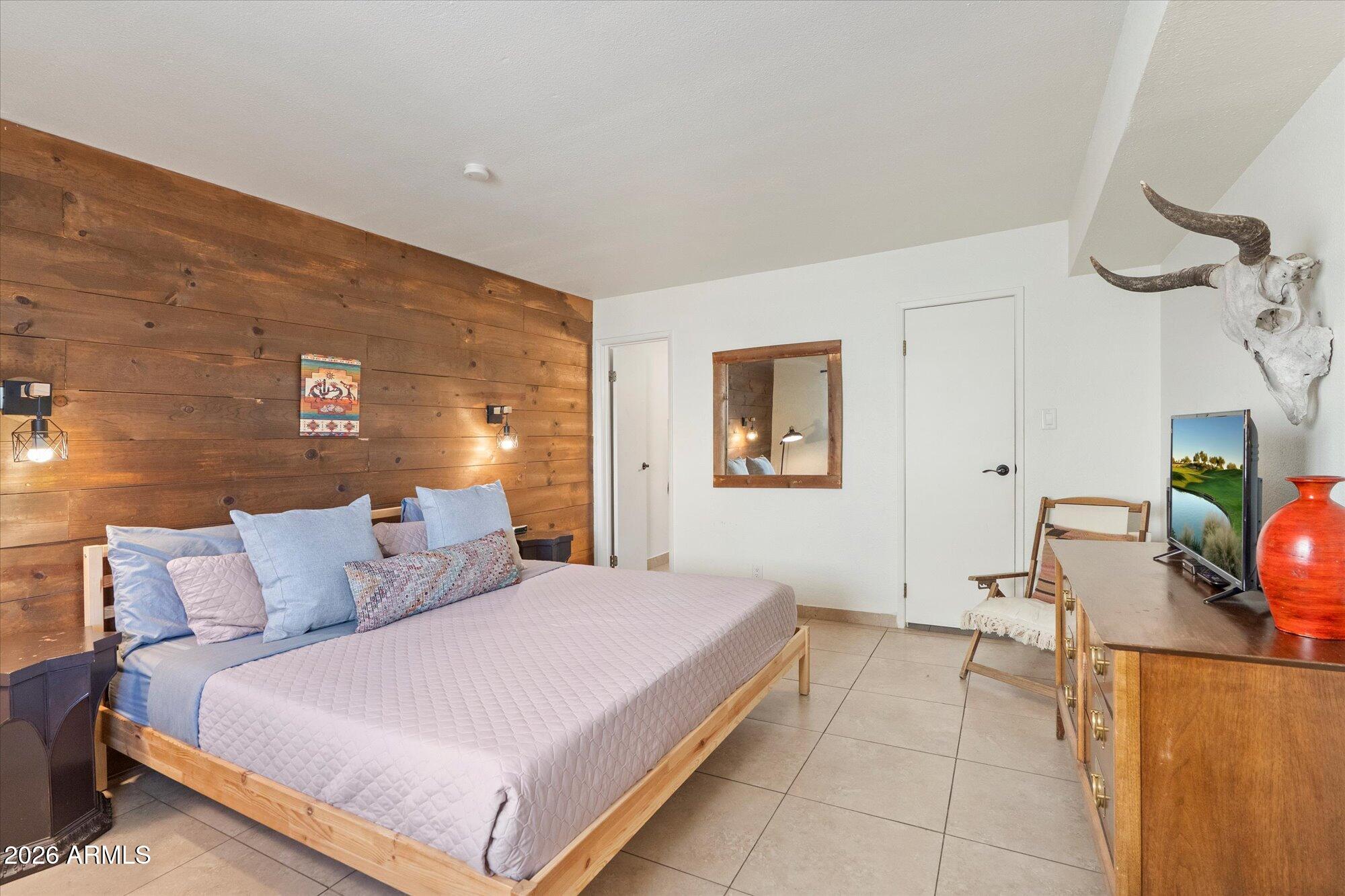 7625 E CAMELBACK Road B325