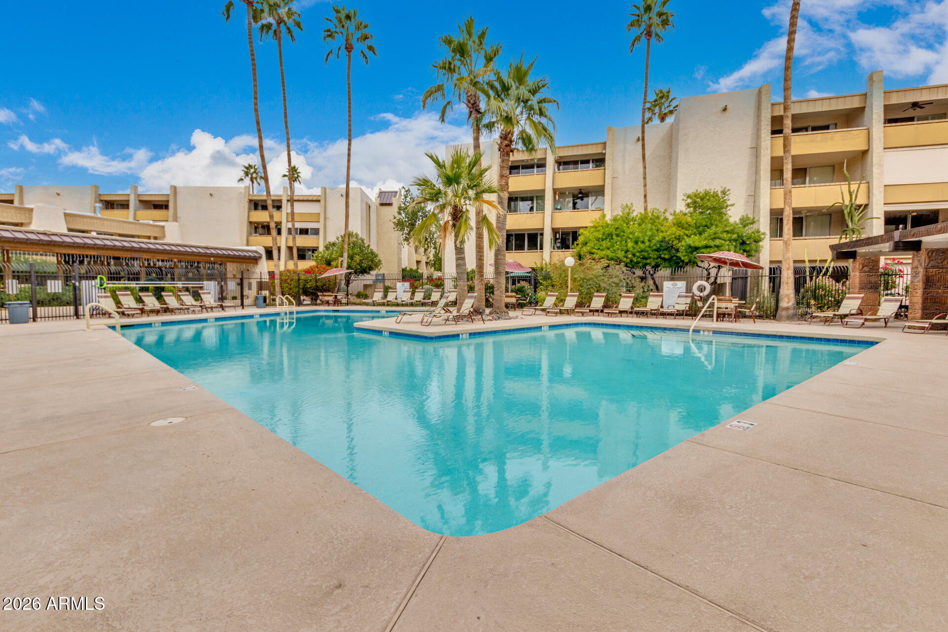 7625 E CAMELBACK Road B325