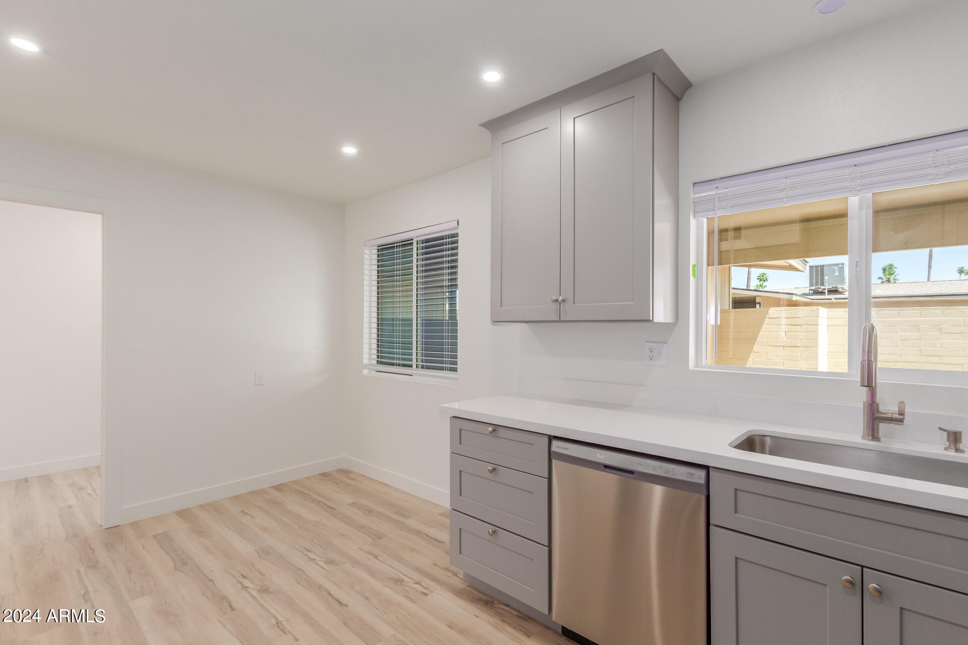 10935 W SANTA FE Drive