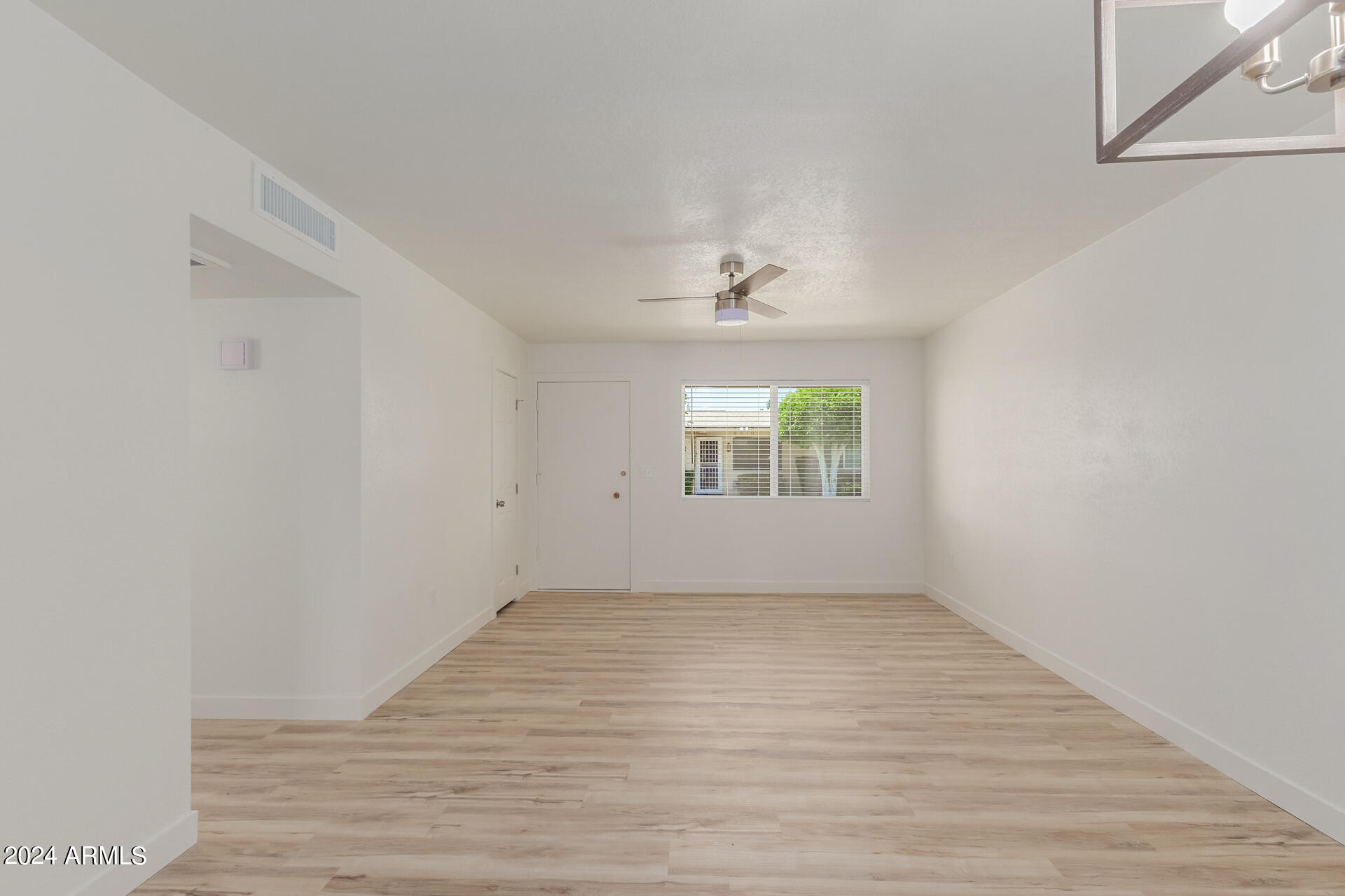 10935 W SANTA FE Drive