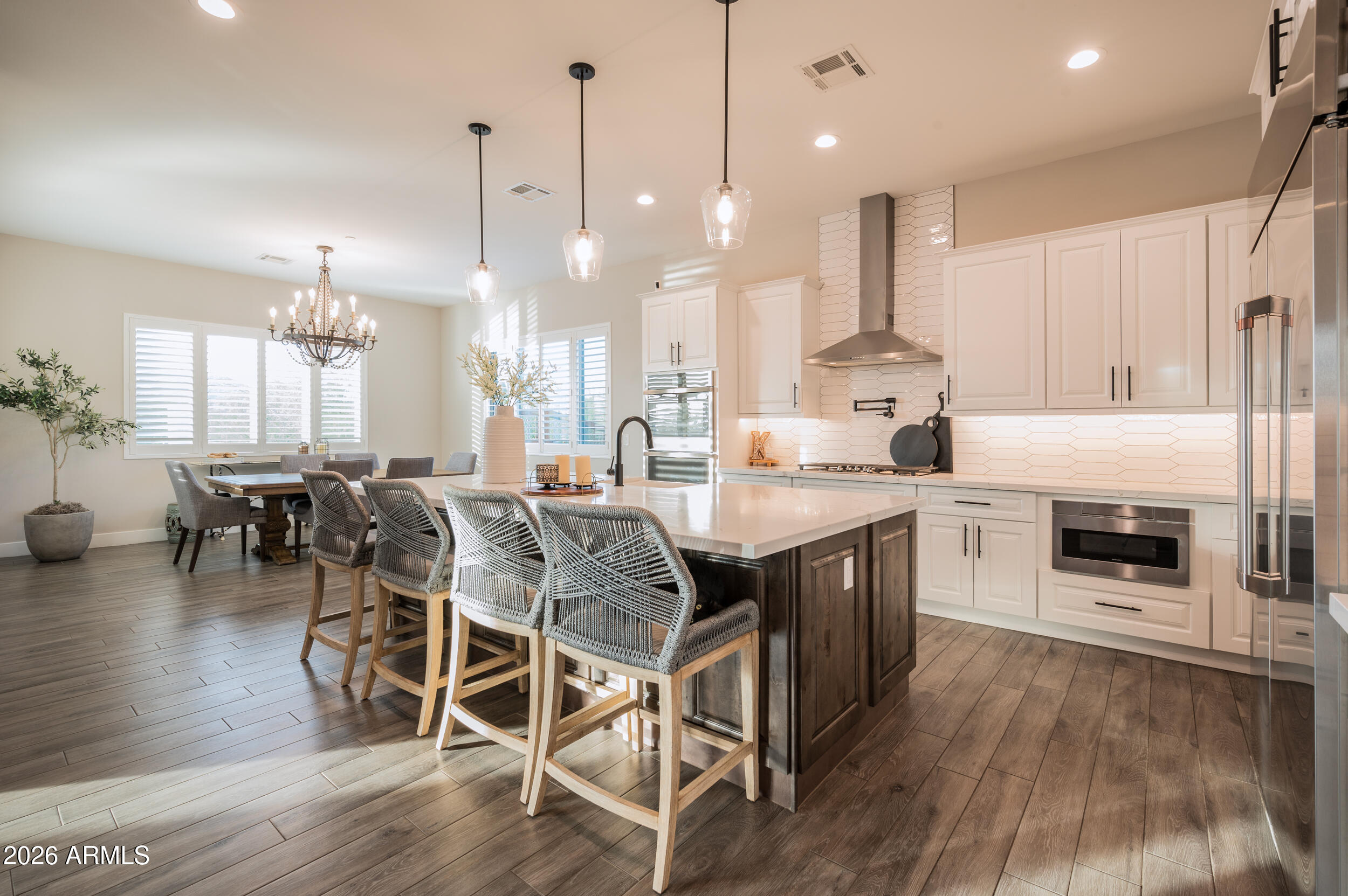 35584 N ROLLING CREEK Drive