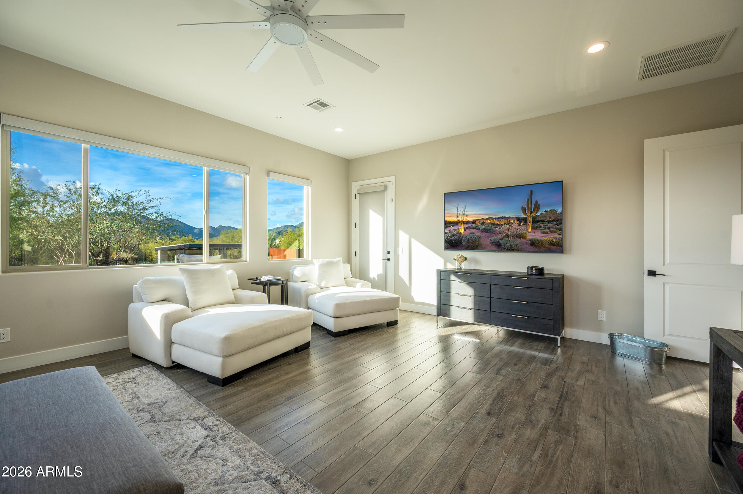 35584 N ROLLING CREEK Drive