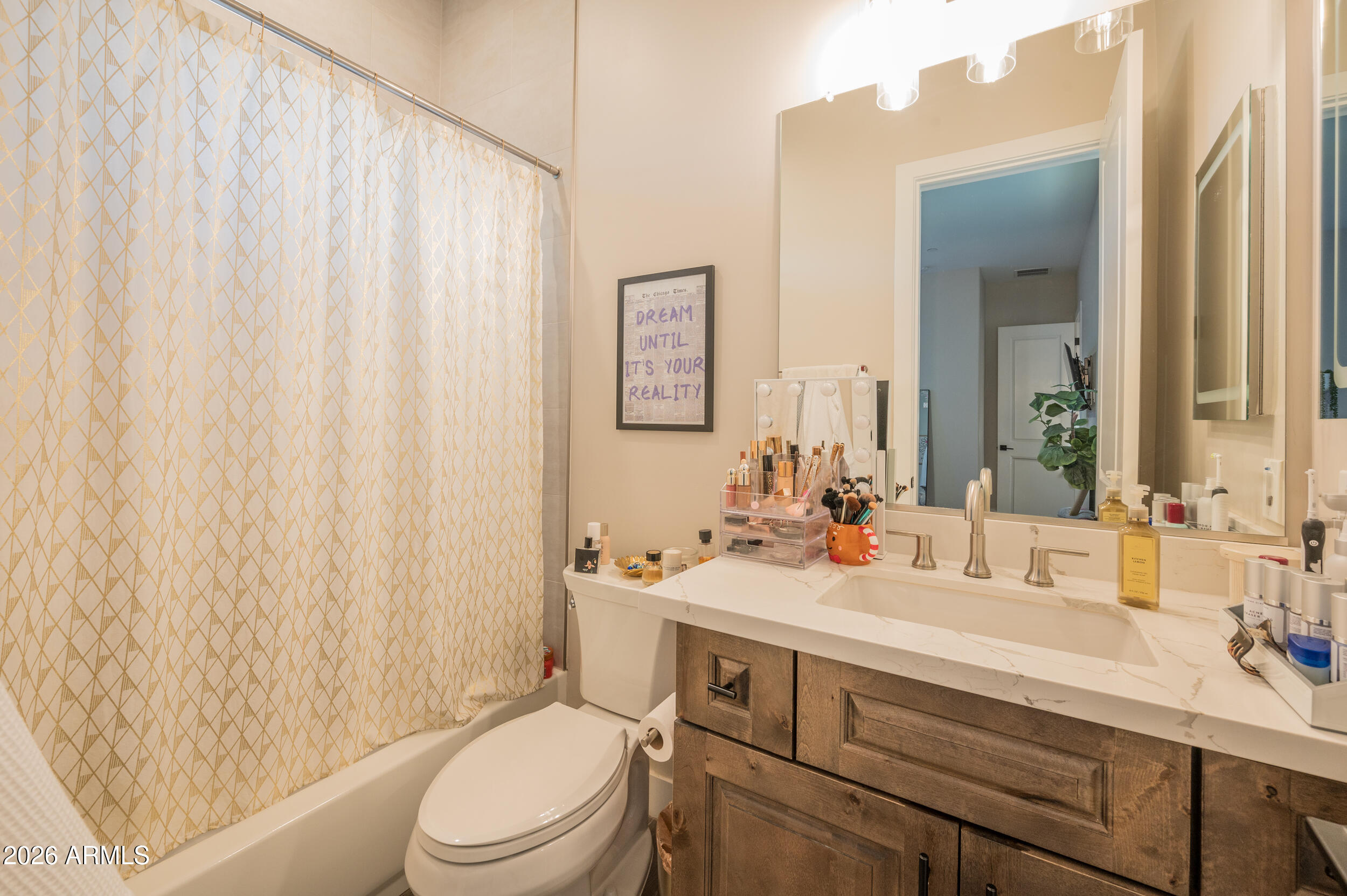 35584 N ROLLING CREEK Drive