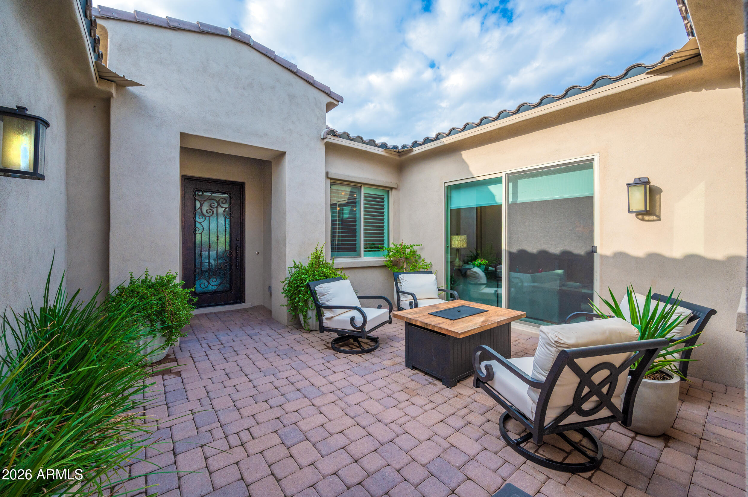 35584 N ROLLING CREEK Drive