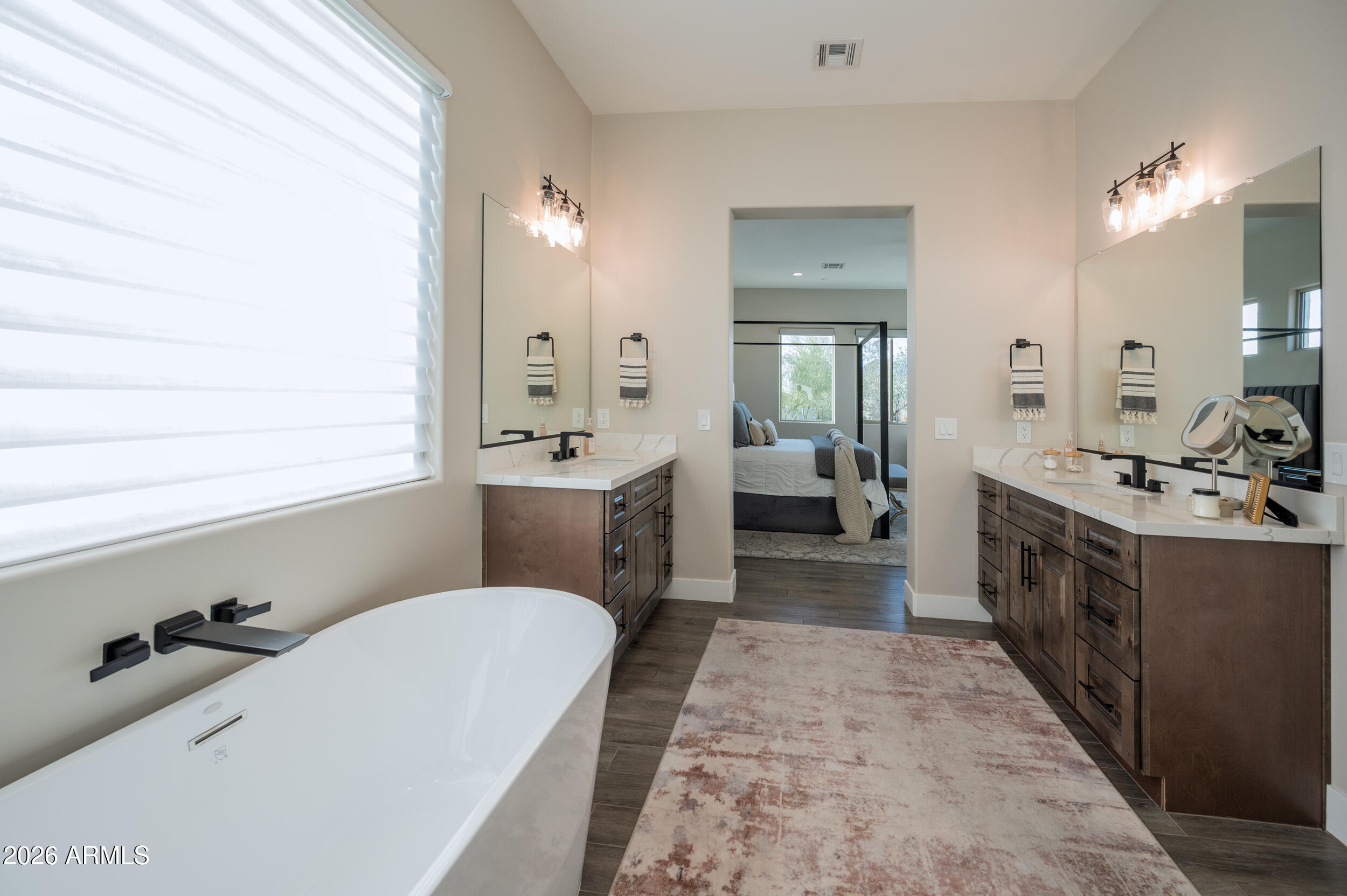 35584 N ROLLING CREEK Drive