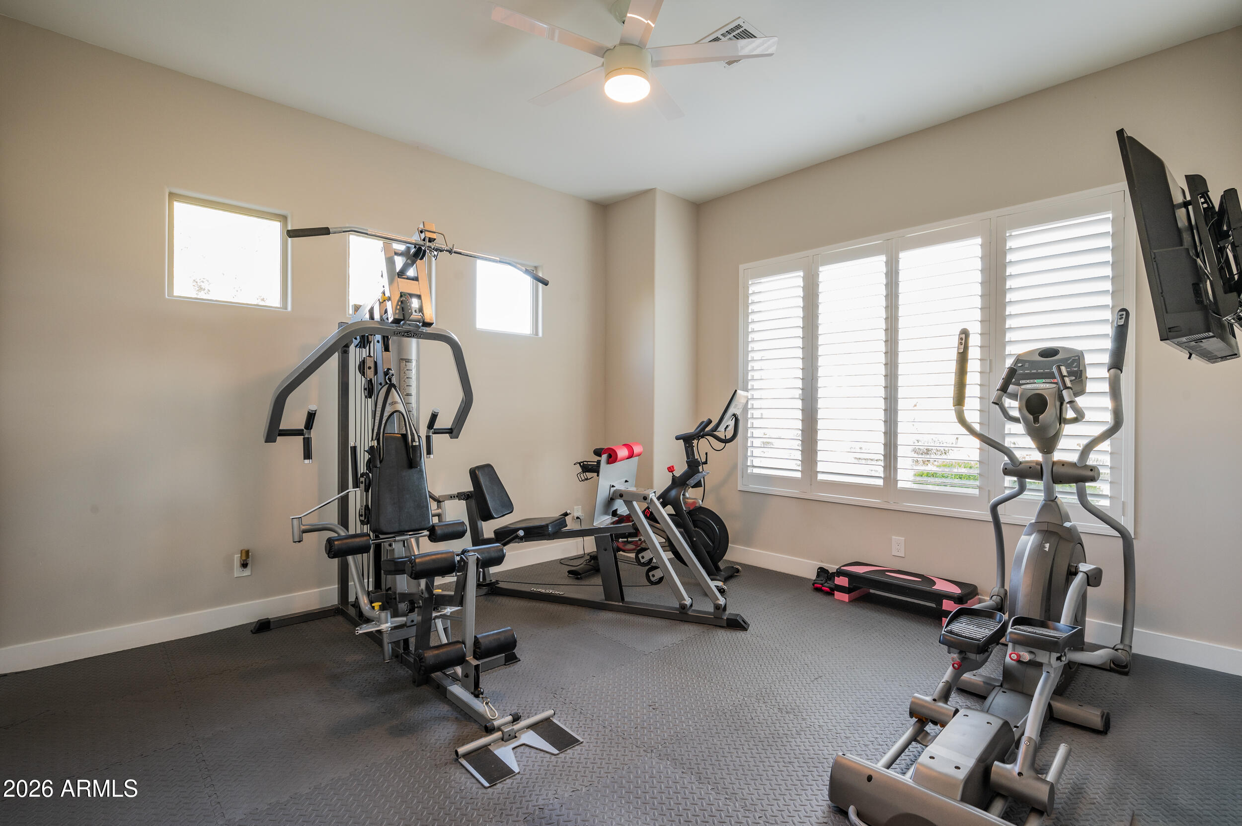 35584 N ROLLING CREEK Drive