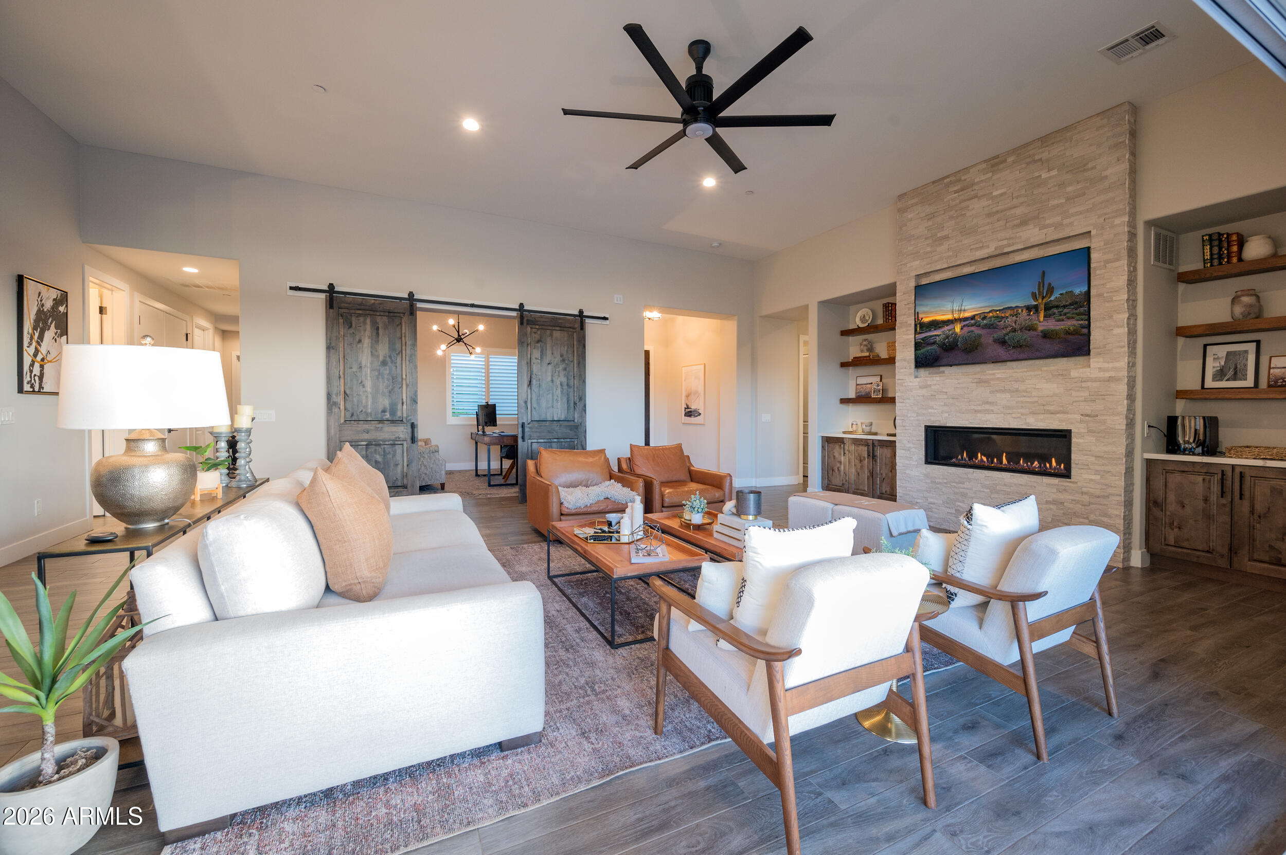 35584 N ROLLING CREEK Drive