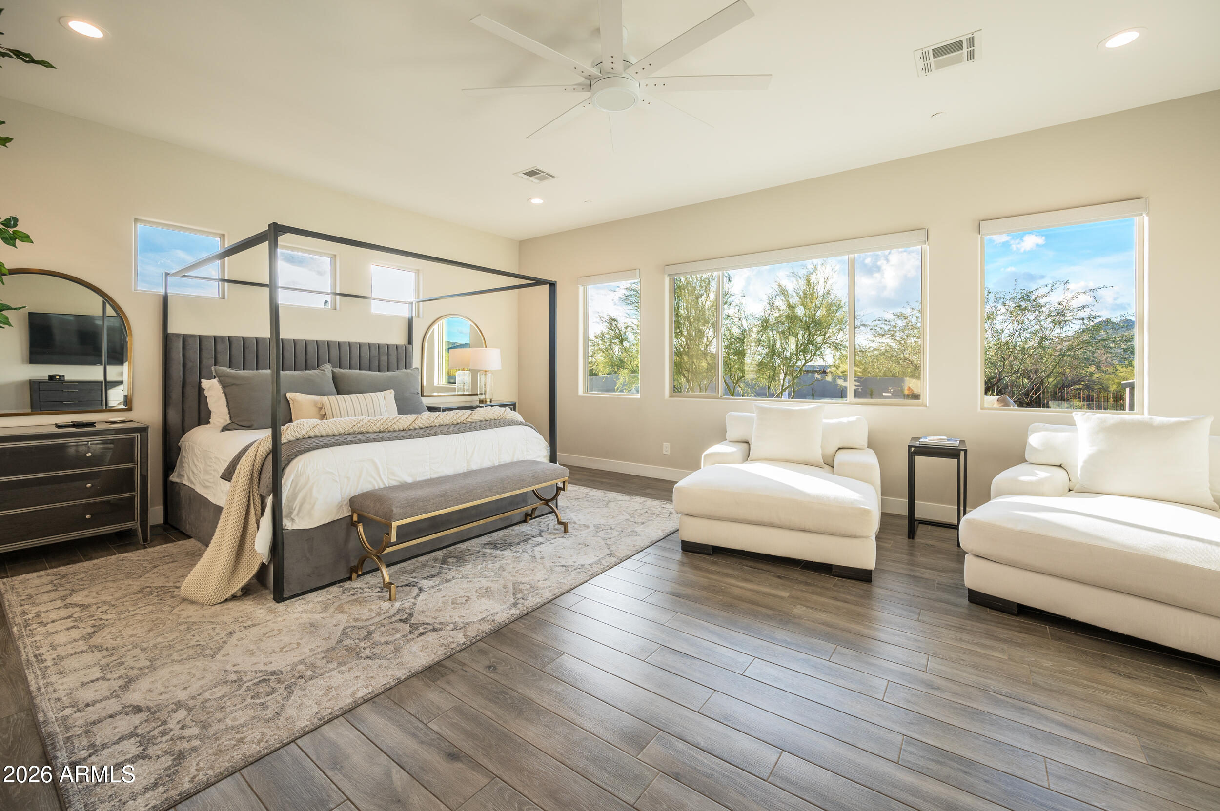 35584 N ROLLING CREEK Drive