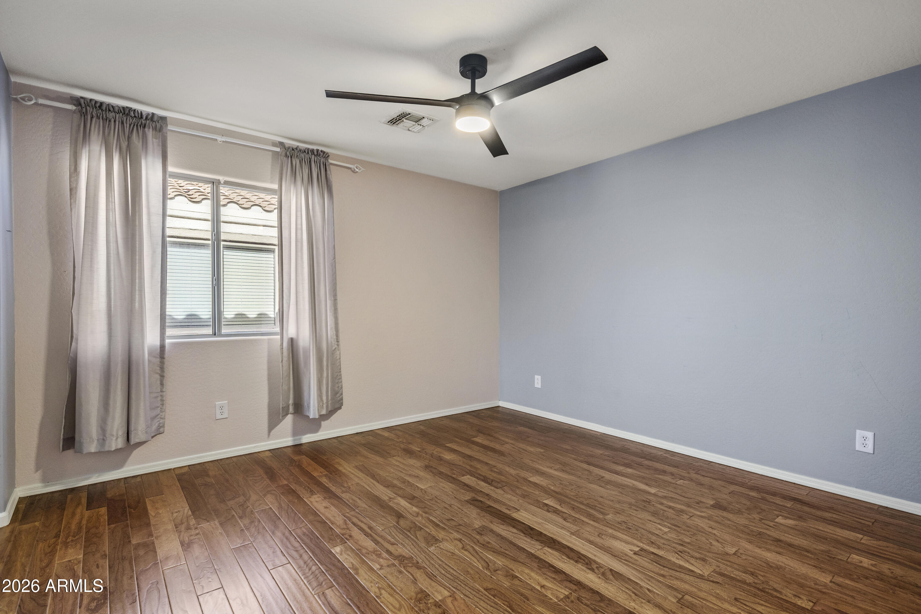 2538 E MINE CREEK Road