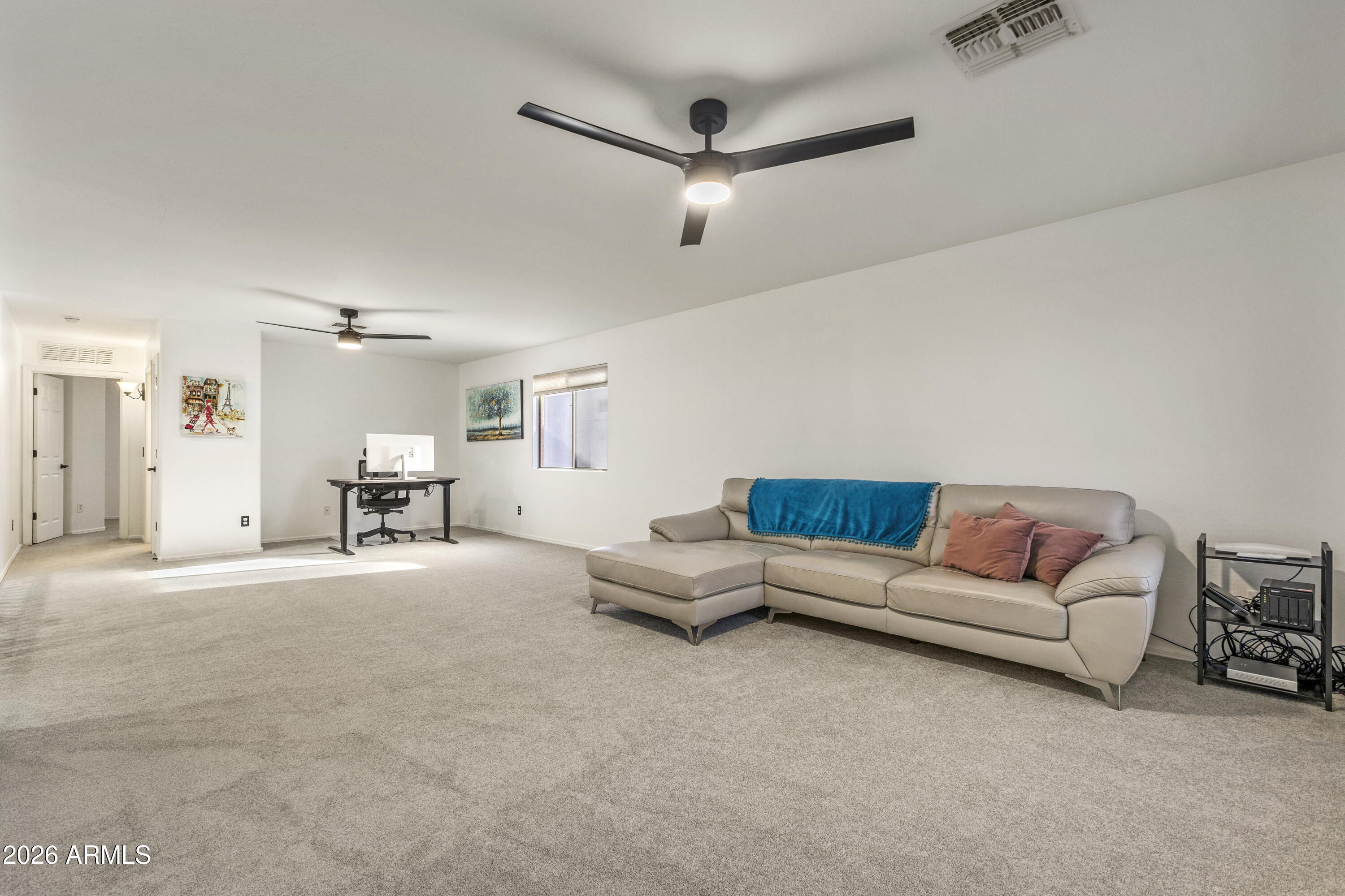 2538 E MINE CREEK Road