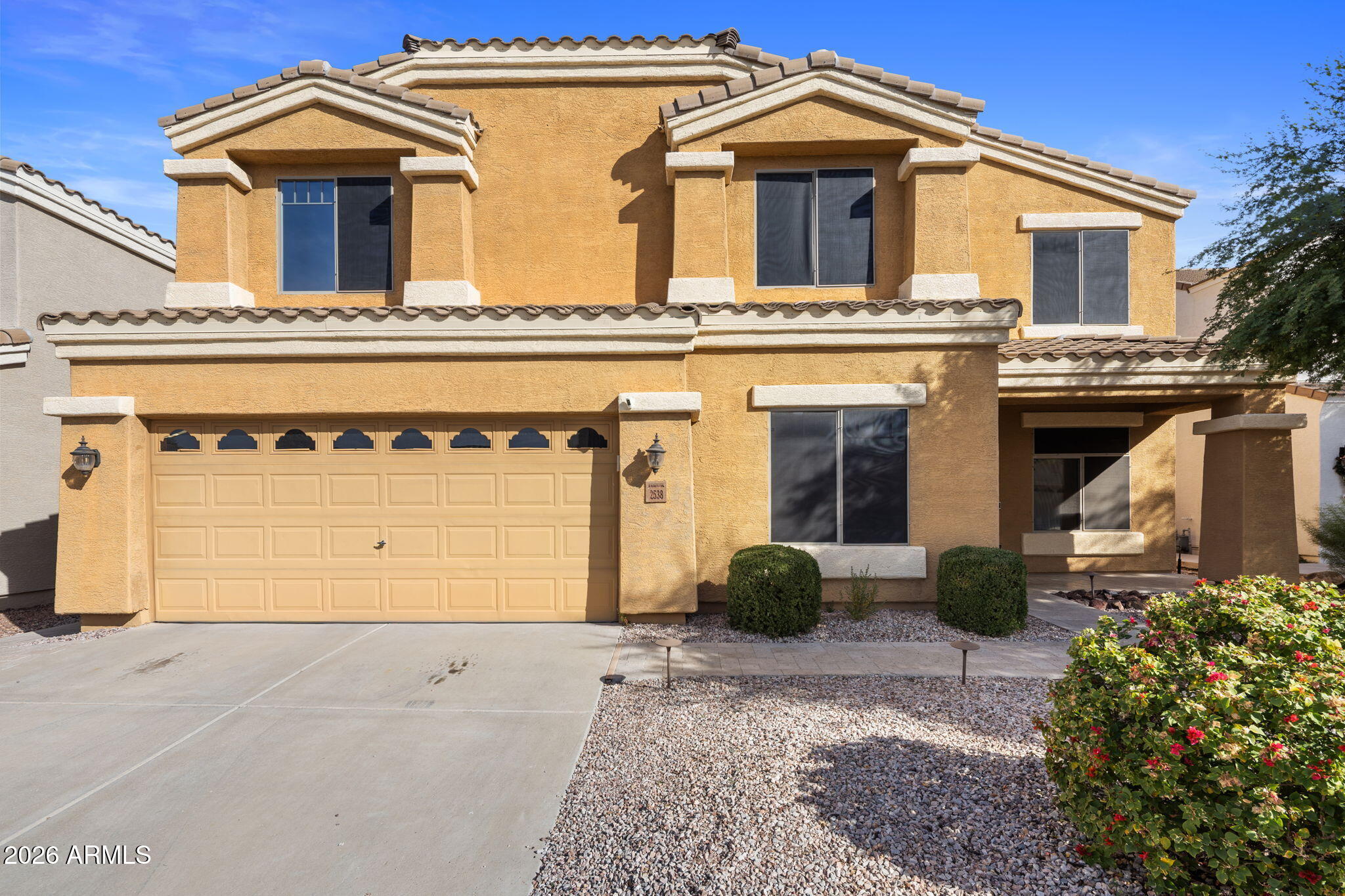 2538 E MINE CREEK Road