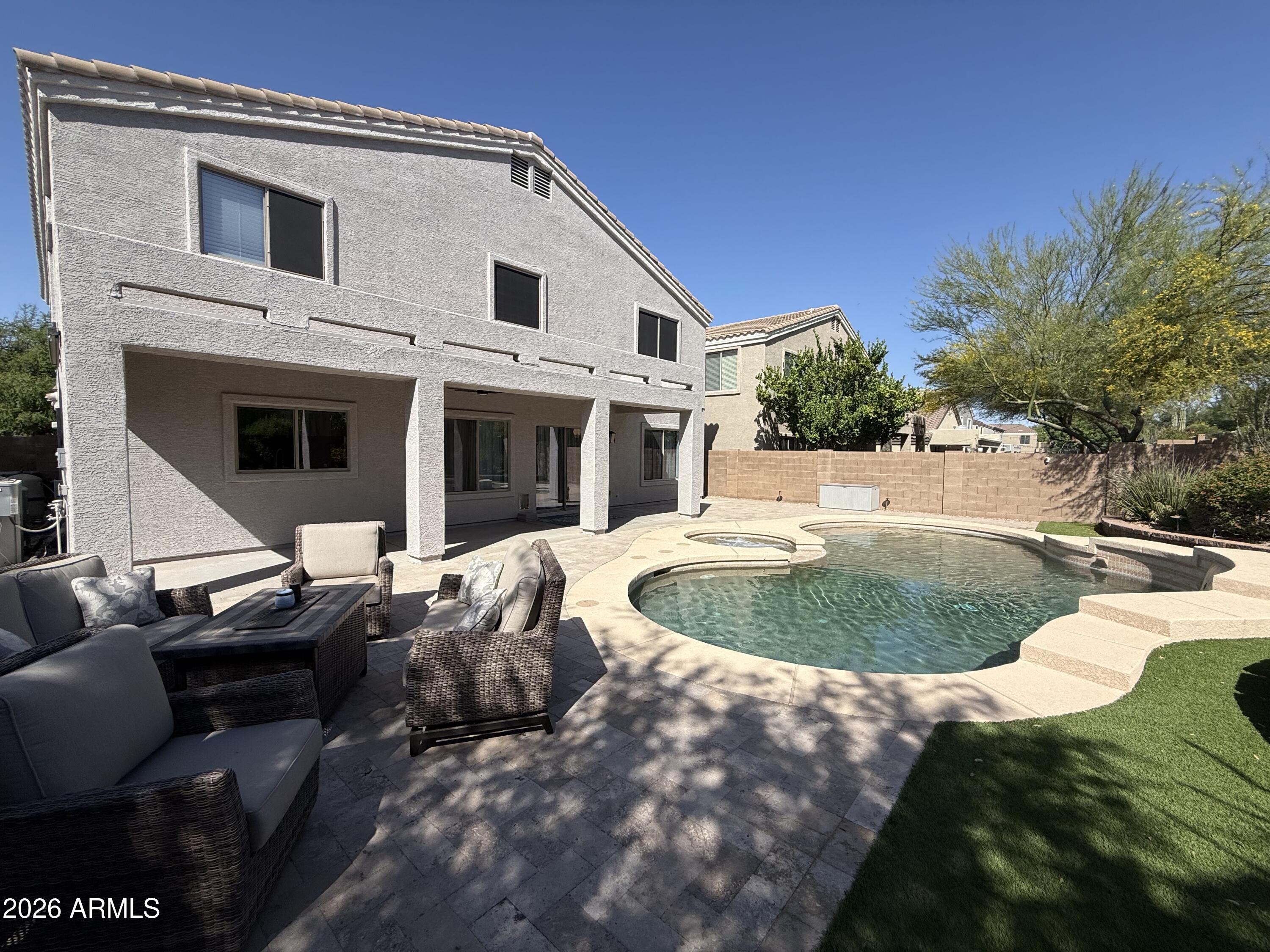 2538 E MINE CREEK Road