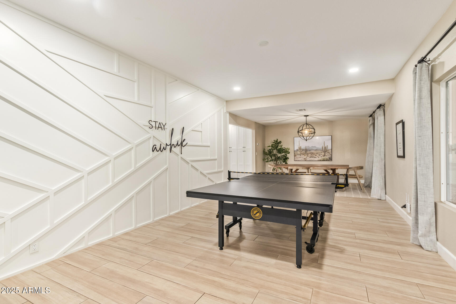 5839 E VOLTAIRE Avenue