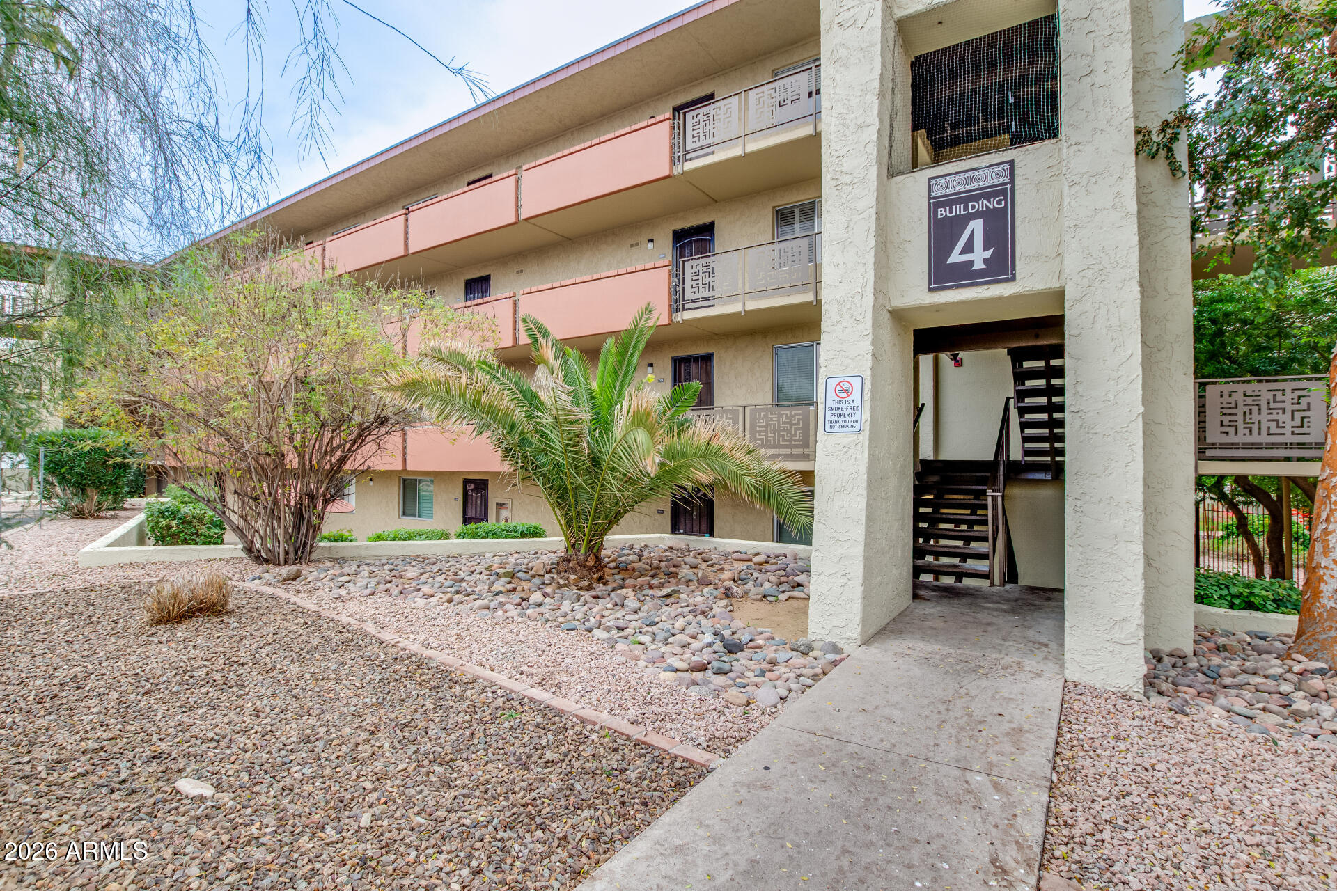 7625 E CAMELBACK Road A220