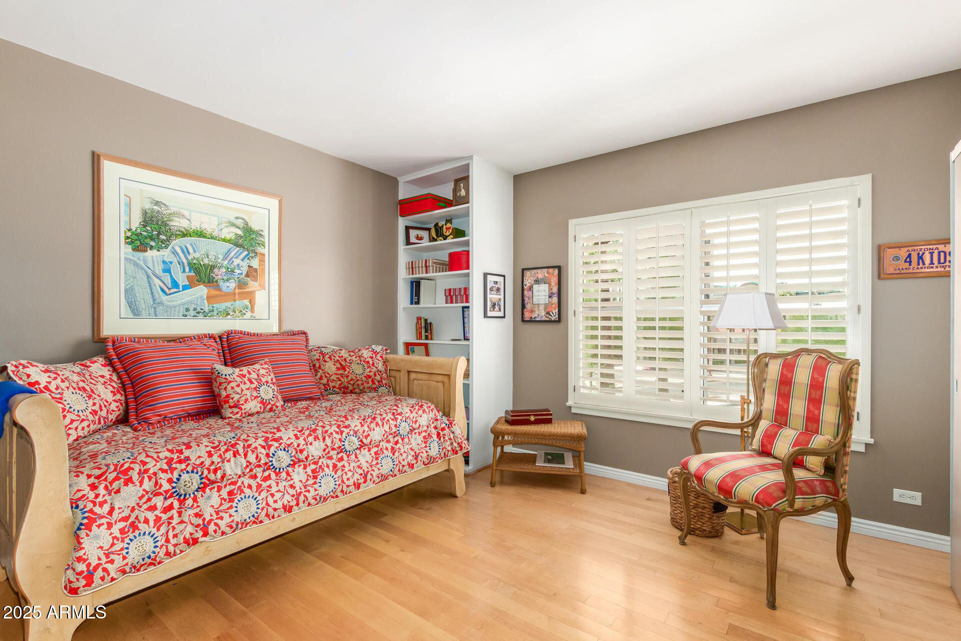 2201 N CENTRAL Avenue 3D