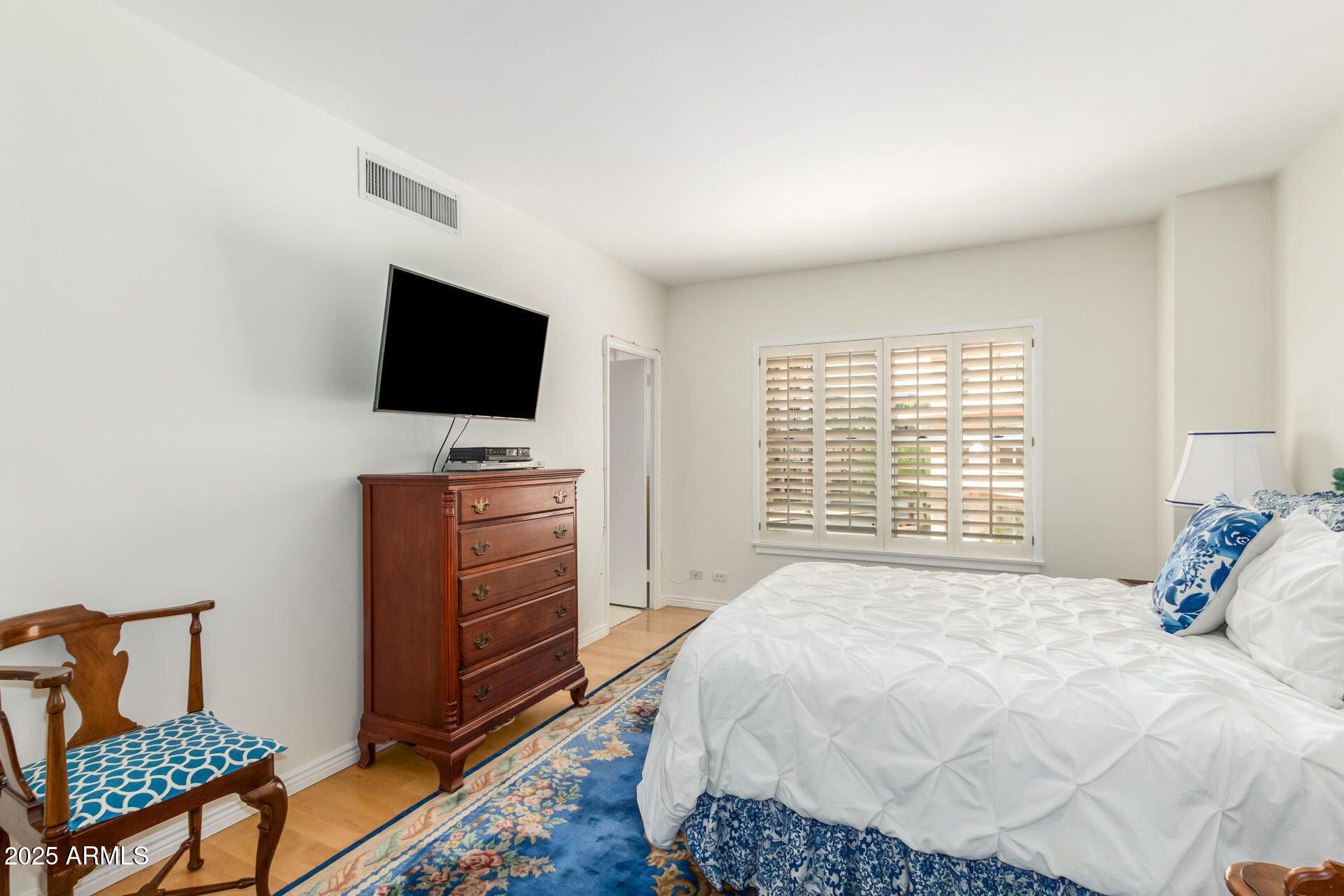 2201 N CENTRAL Avenue 3D