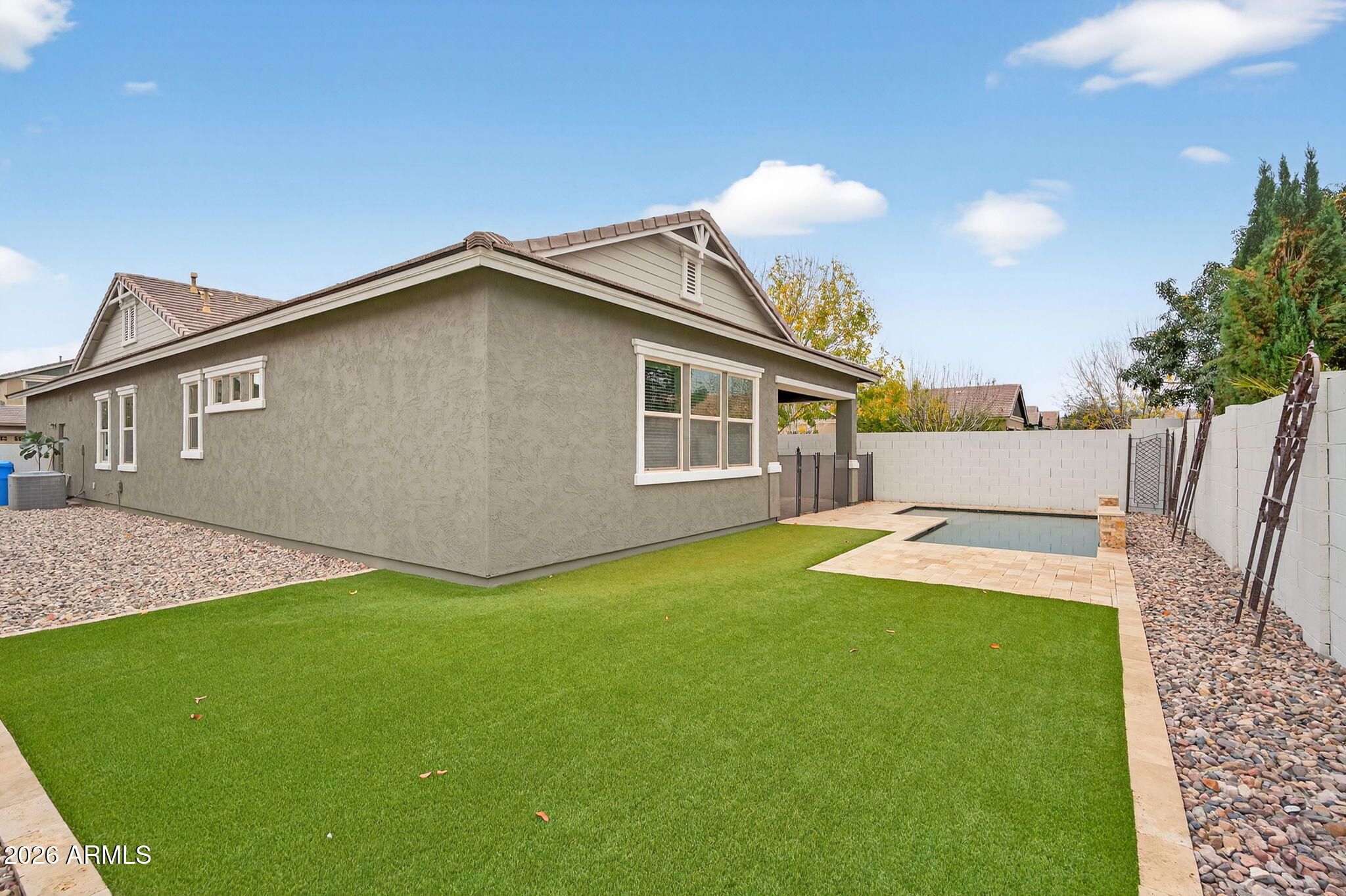 3075 E APPALOOSA Road