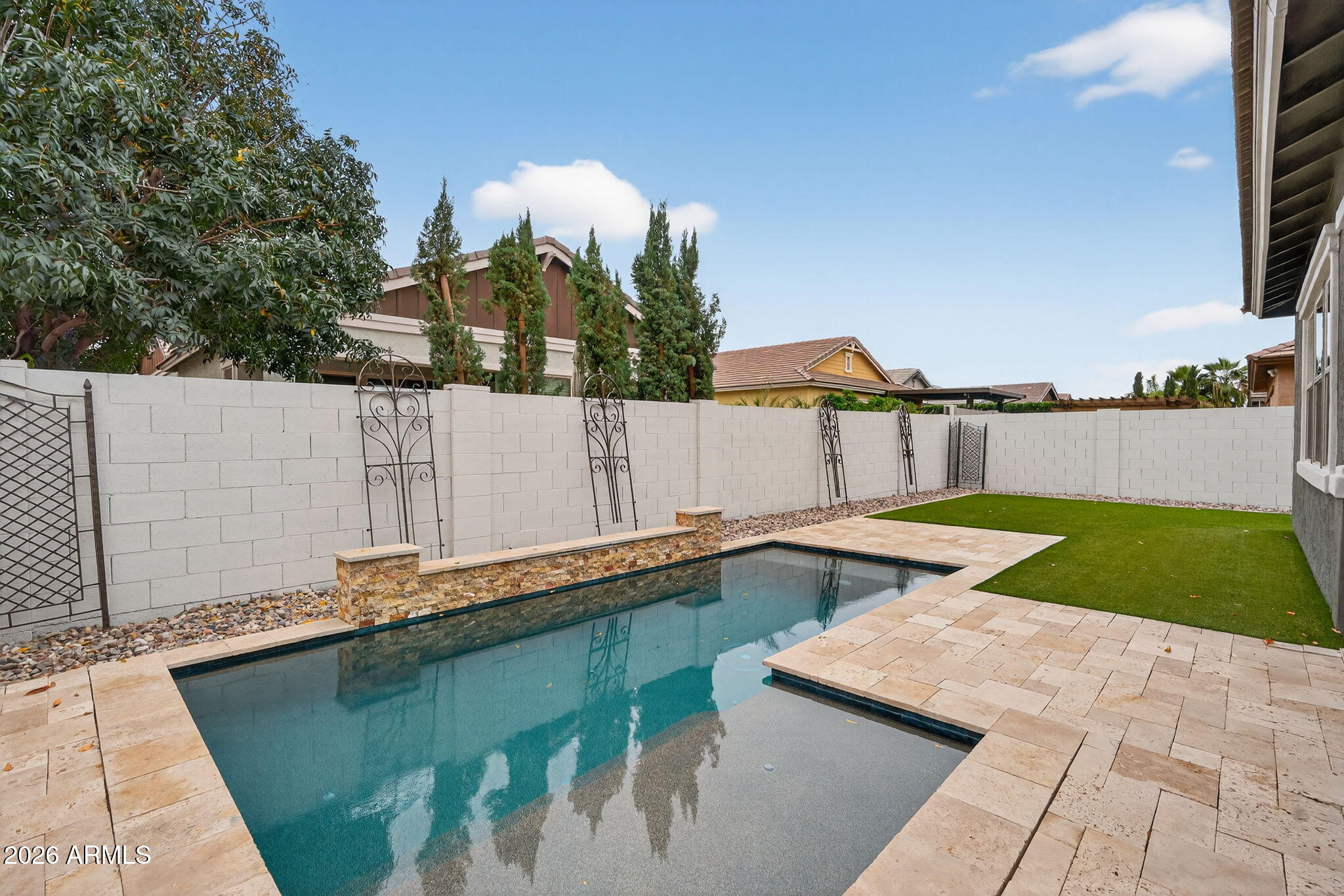 3075 E APPALOOSA Road